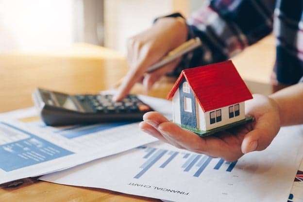 Will Ontario House Prices Drop in 2021?