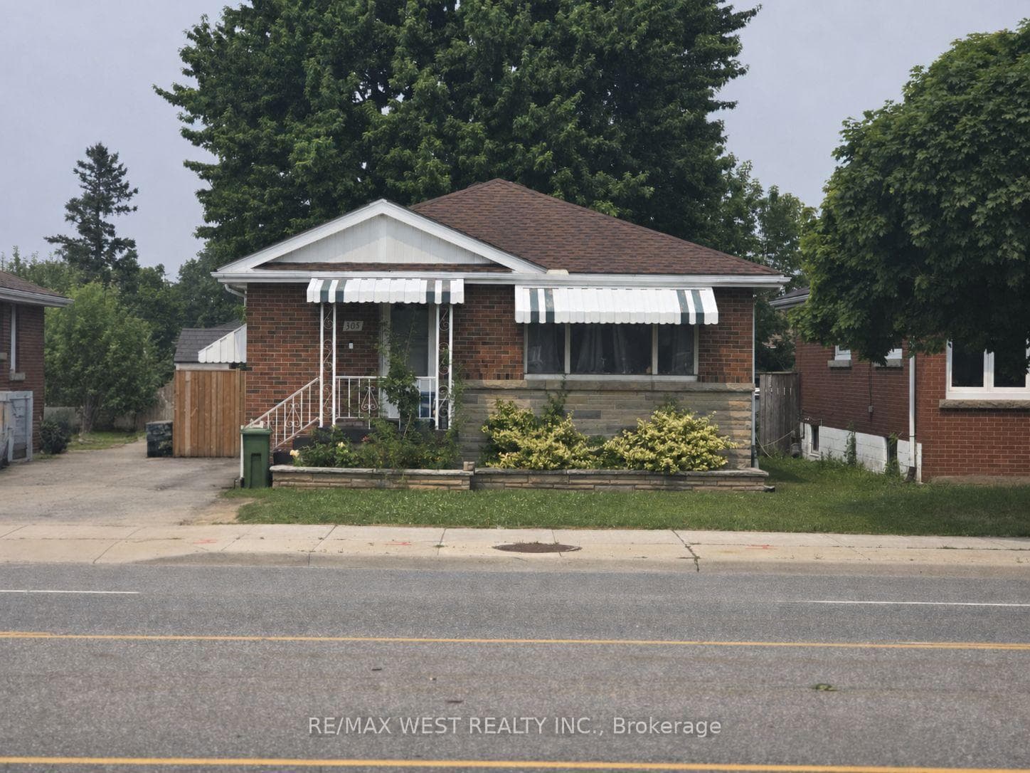 305 Mohawk Road