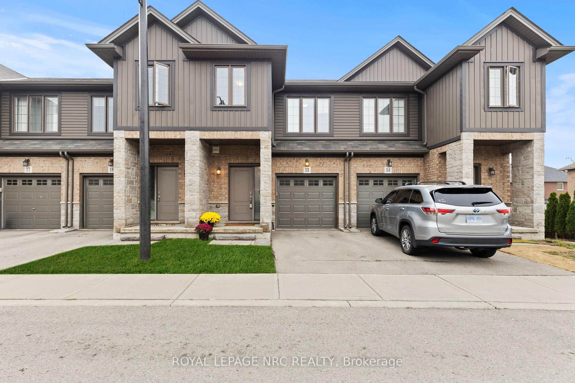 377 Glancaster Road Unit 15