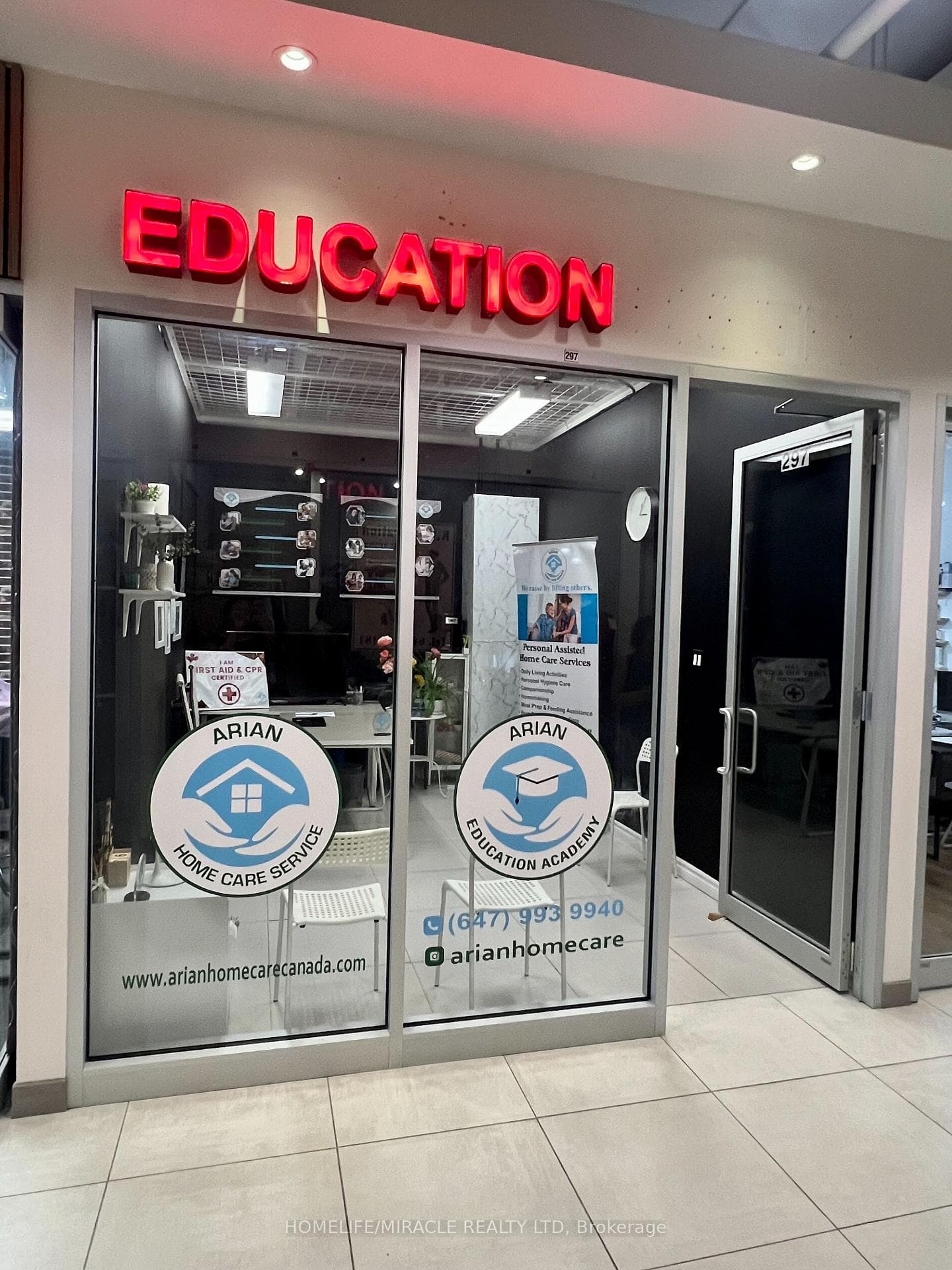 7181 Yonge Street Unit 297