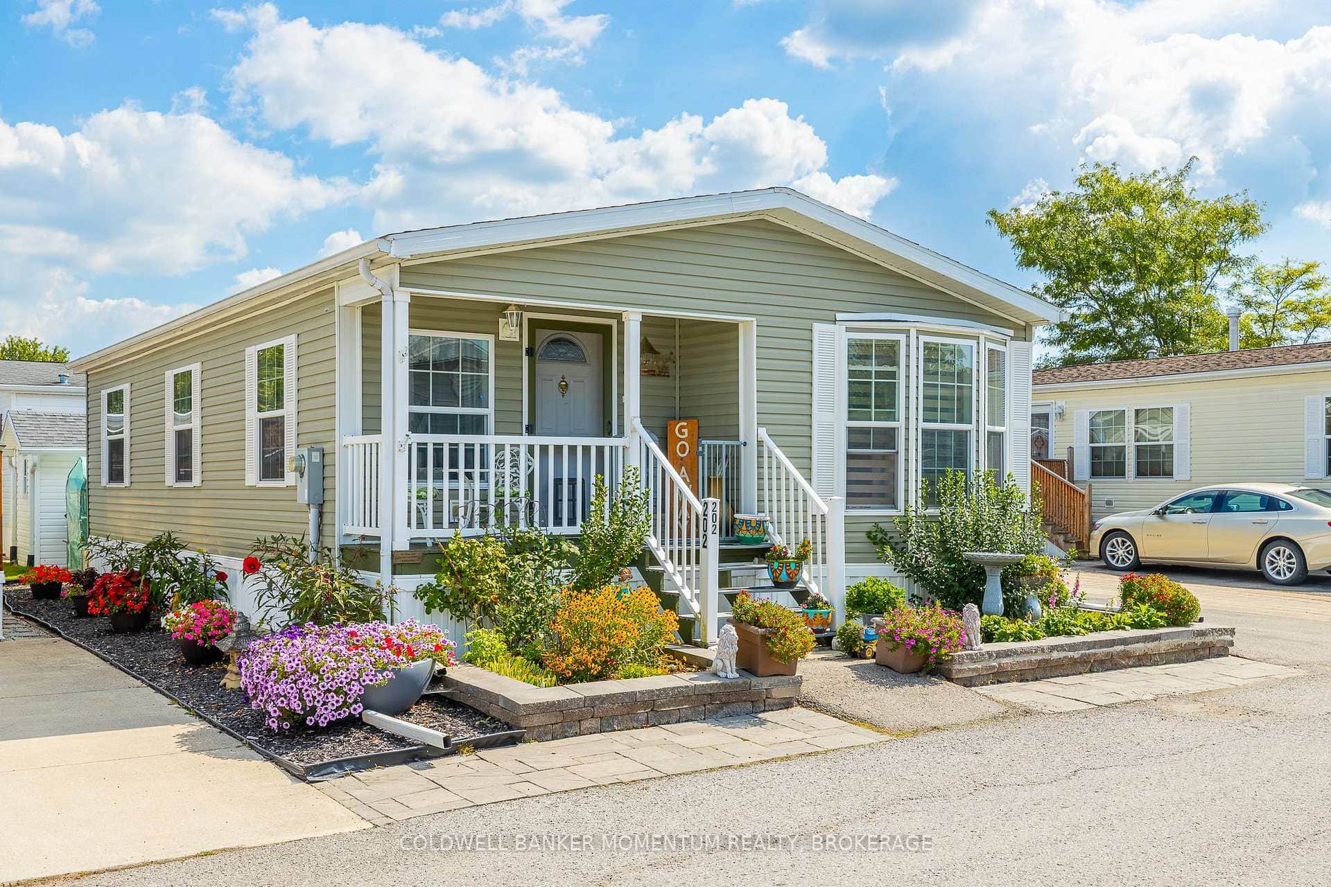 3033 Townline Road Unit 202