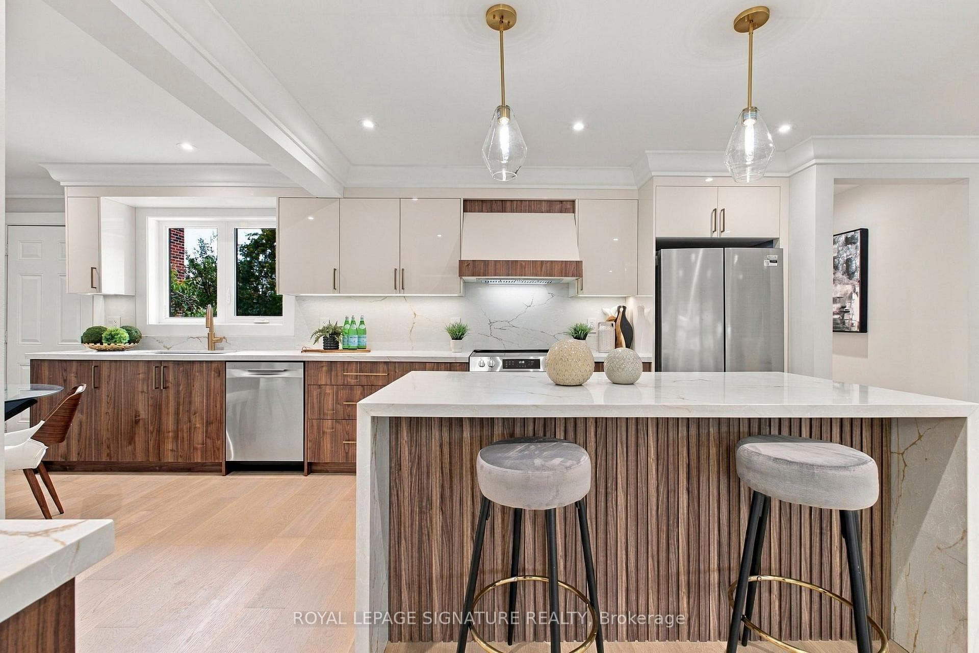 11 Brook Tree Crescent