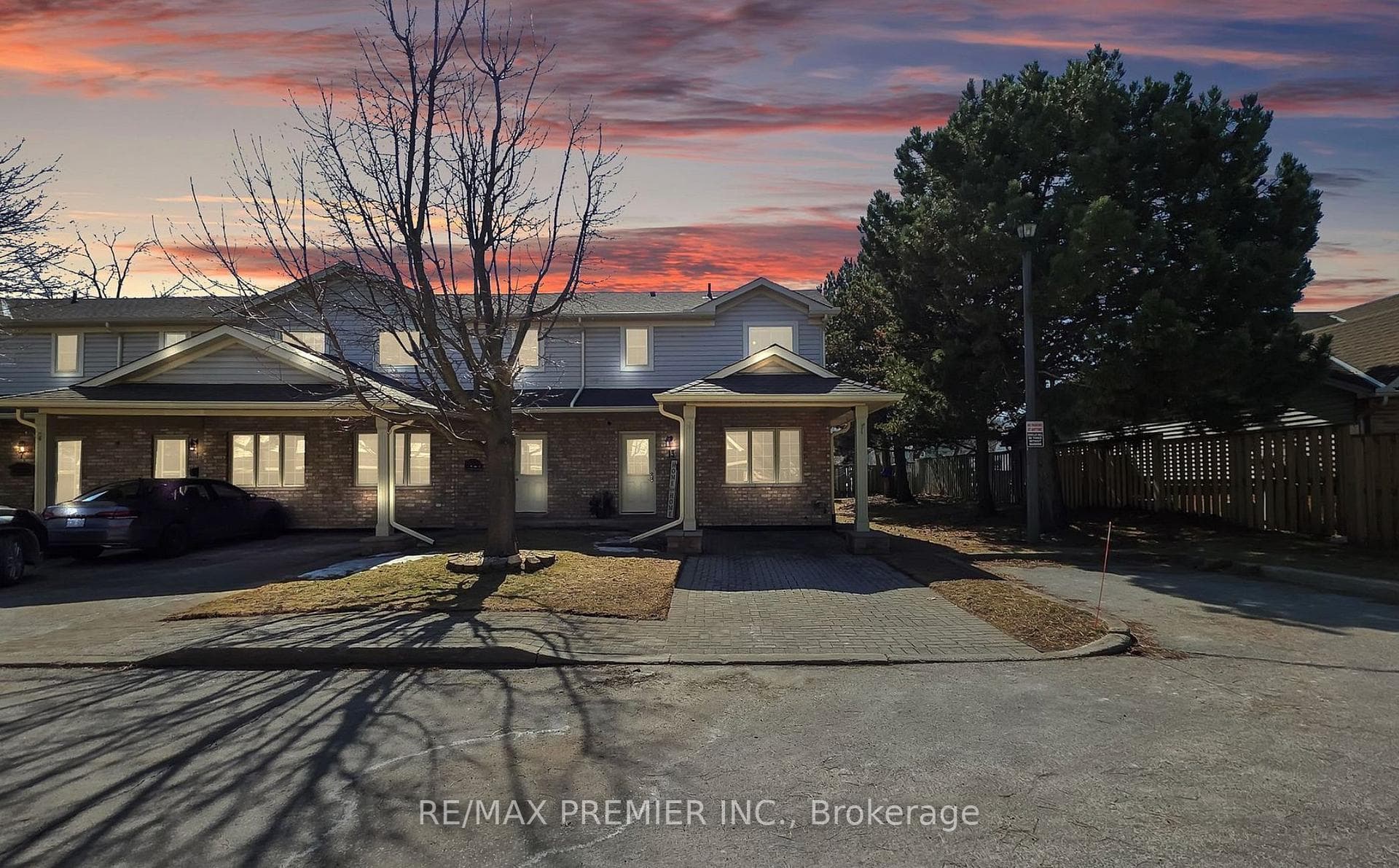 9 Wentworth Drive Unit 13