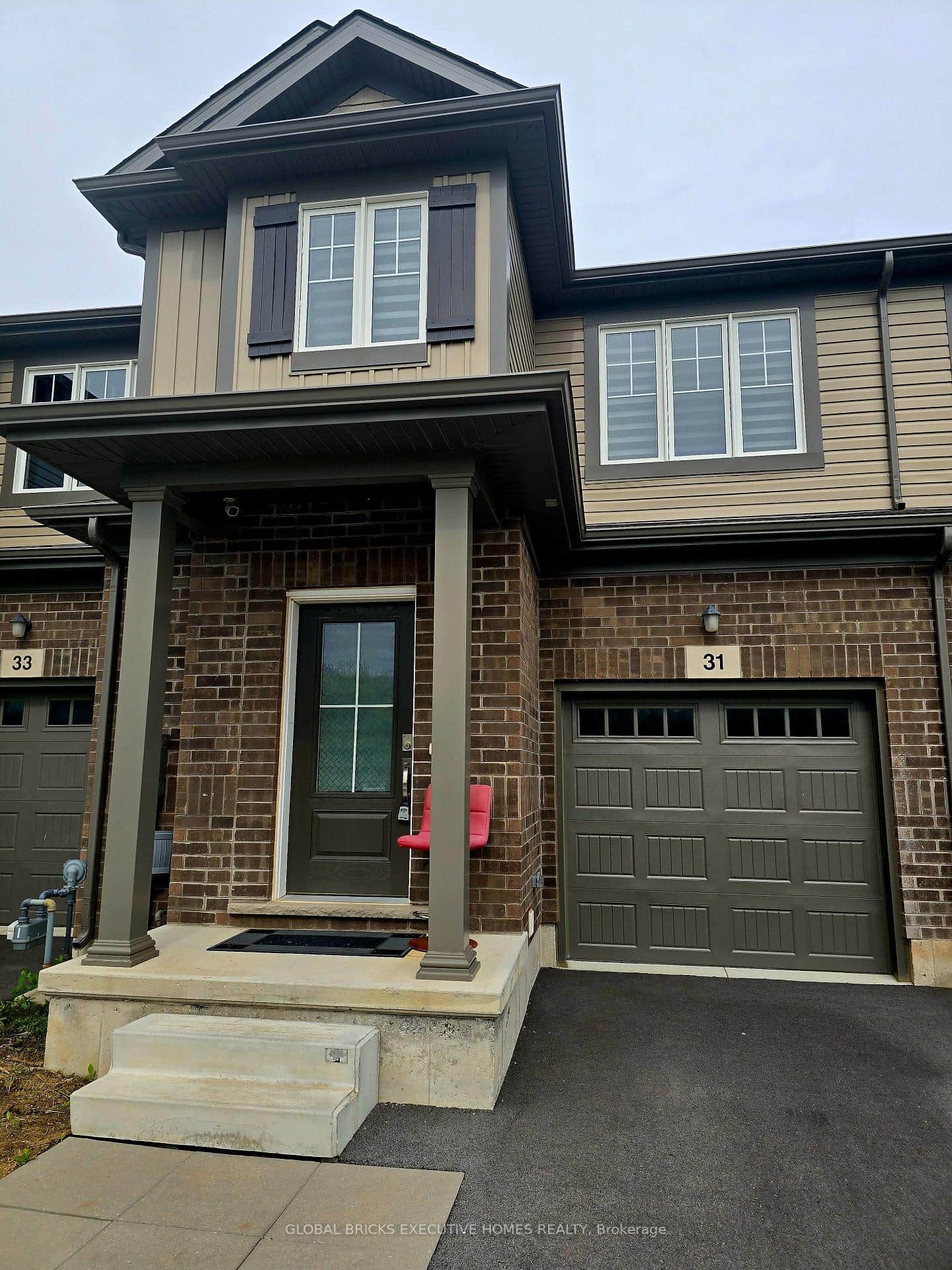 31 Saffron Way