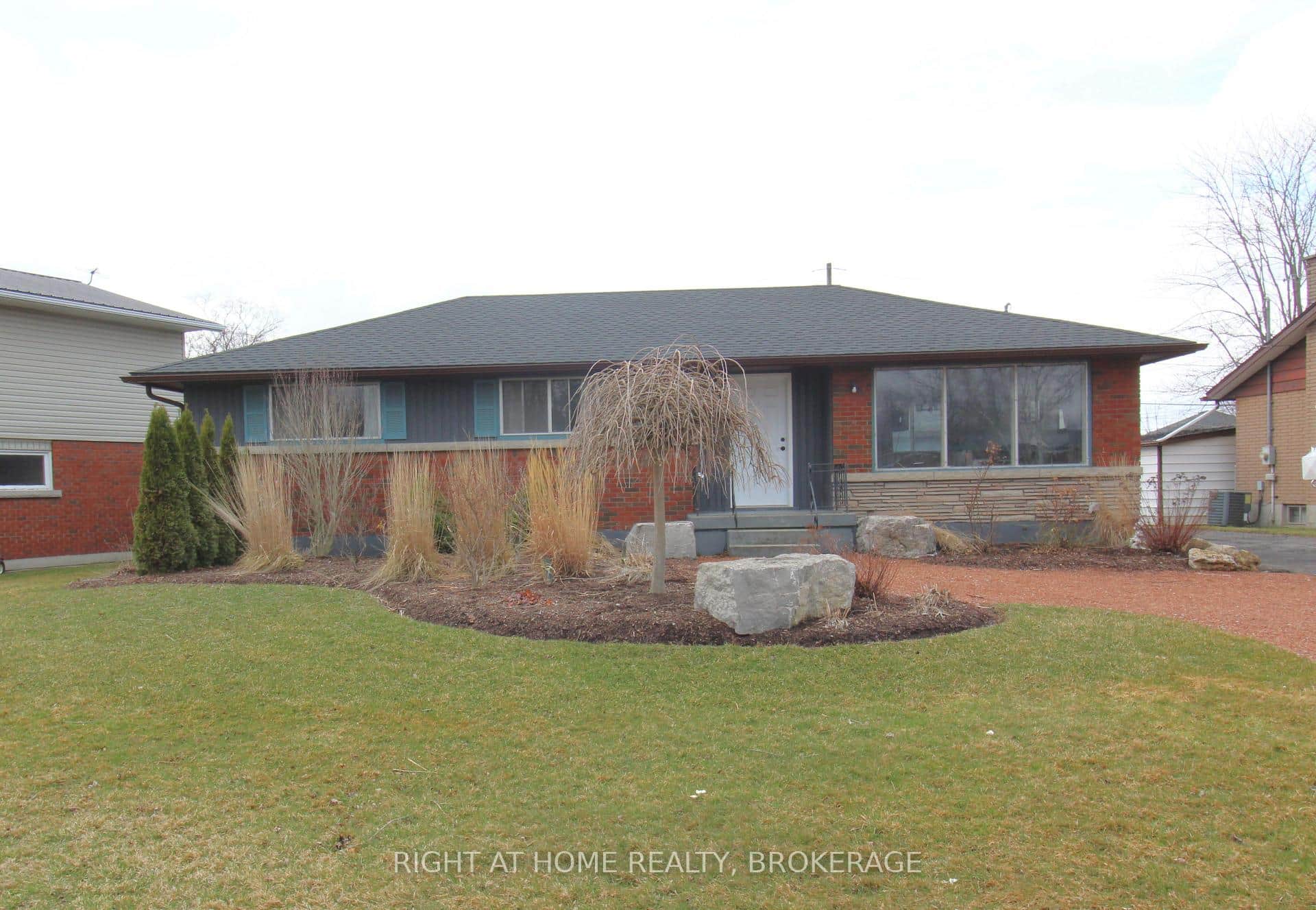 105 Glenwood Parkway