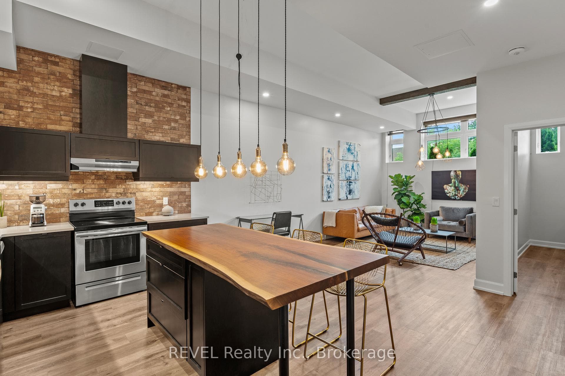 405 Merritt Street Unit 3