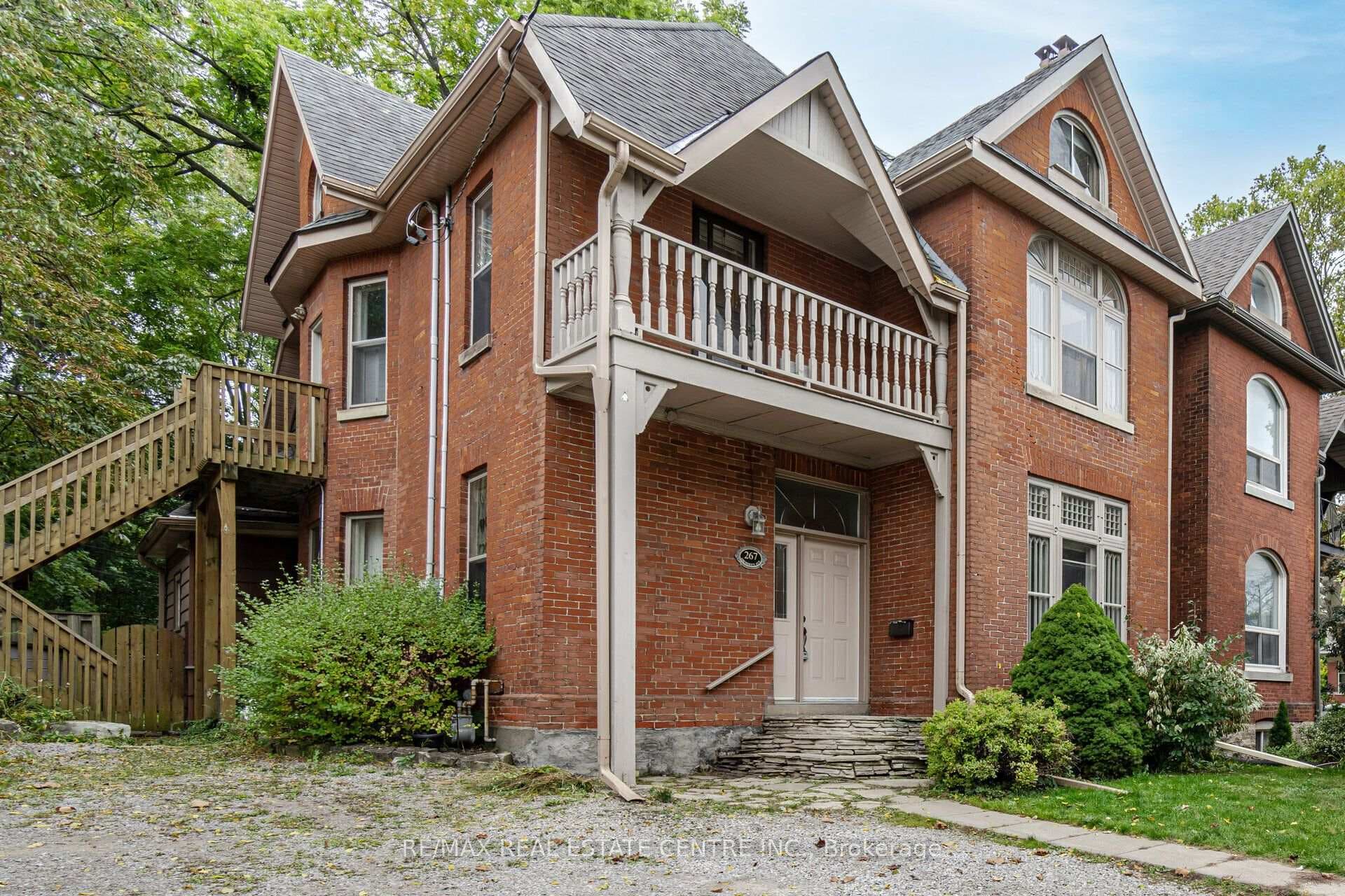 267 ABERDEEN Avenue Unit Lower