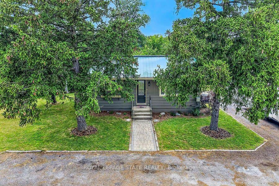 2856 South Grimsby Rd 8 N/A