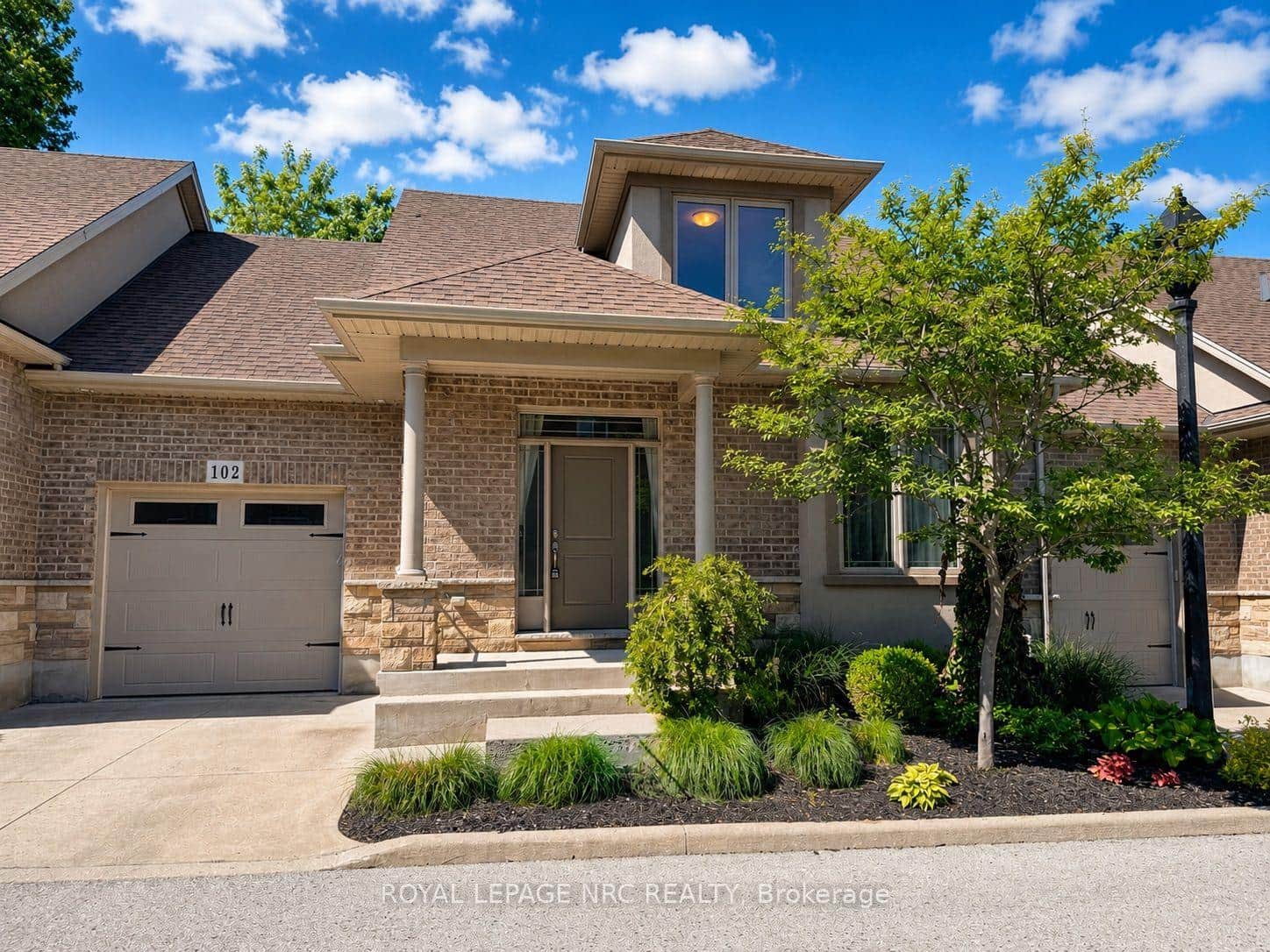 Executive Bungaloft