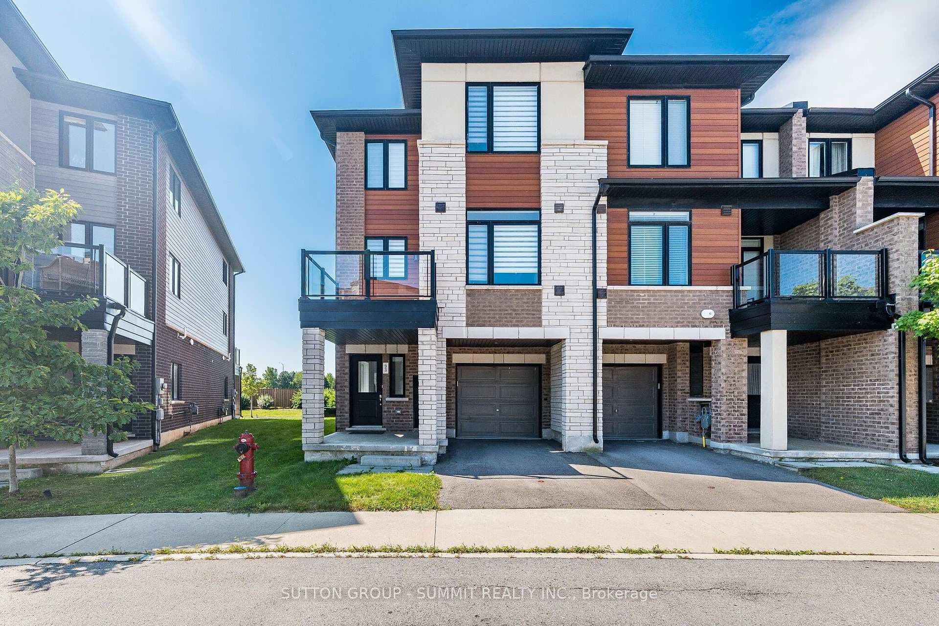 590 NORTH SERVICE Road Unit 93