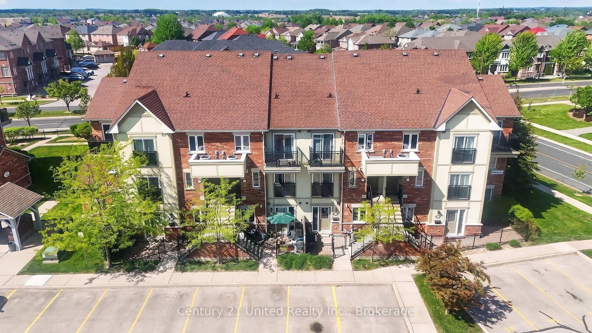2285 Bur Oak Avenue Unit 30