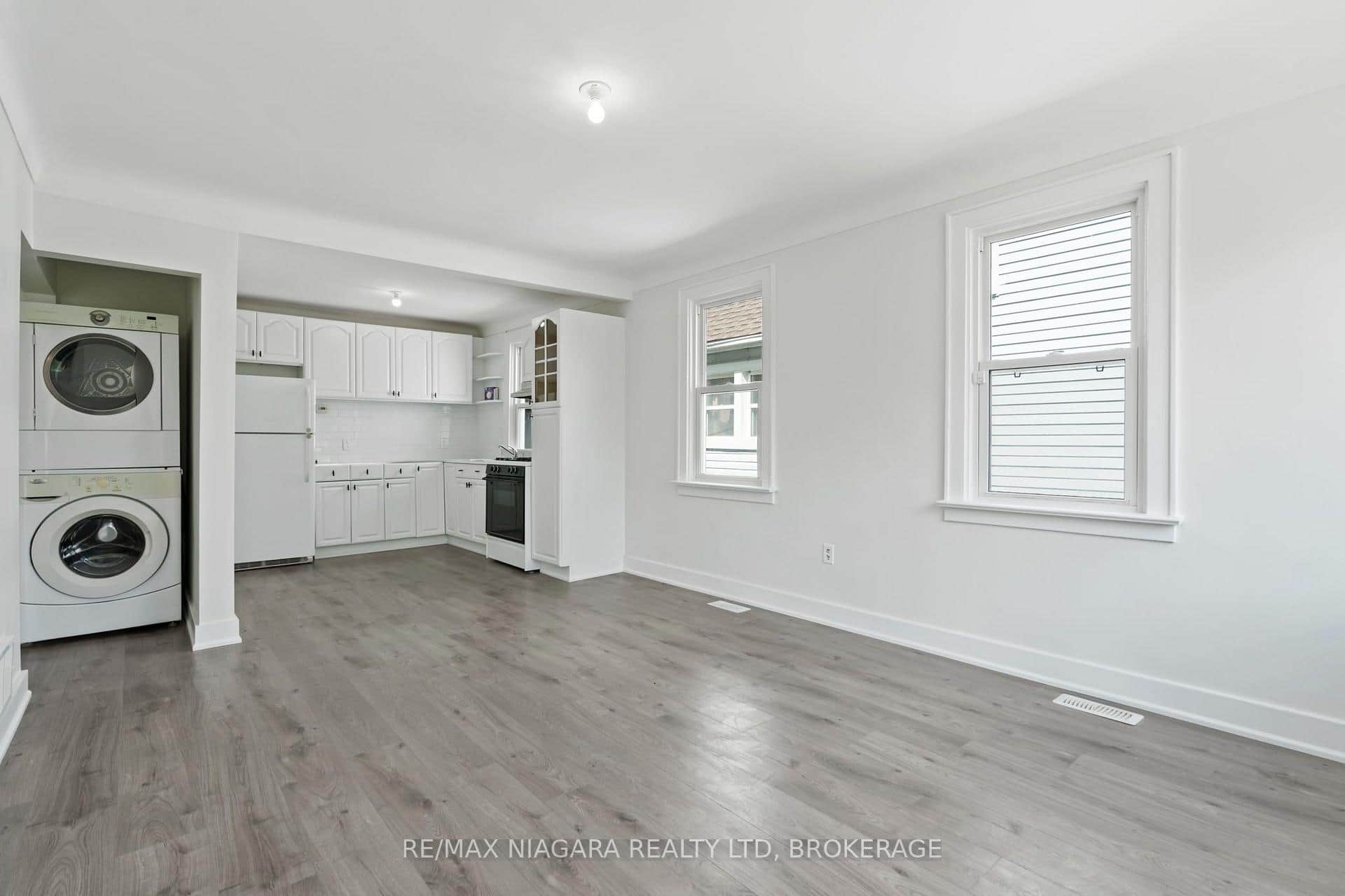 Living/Dining