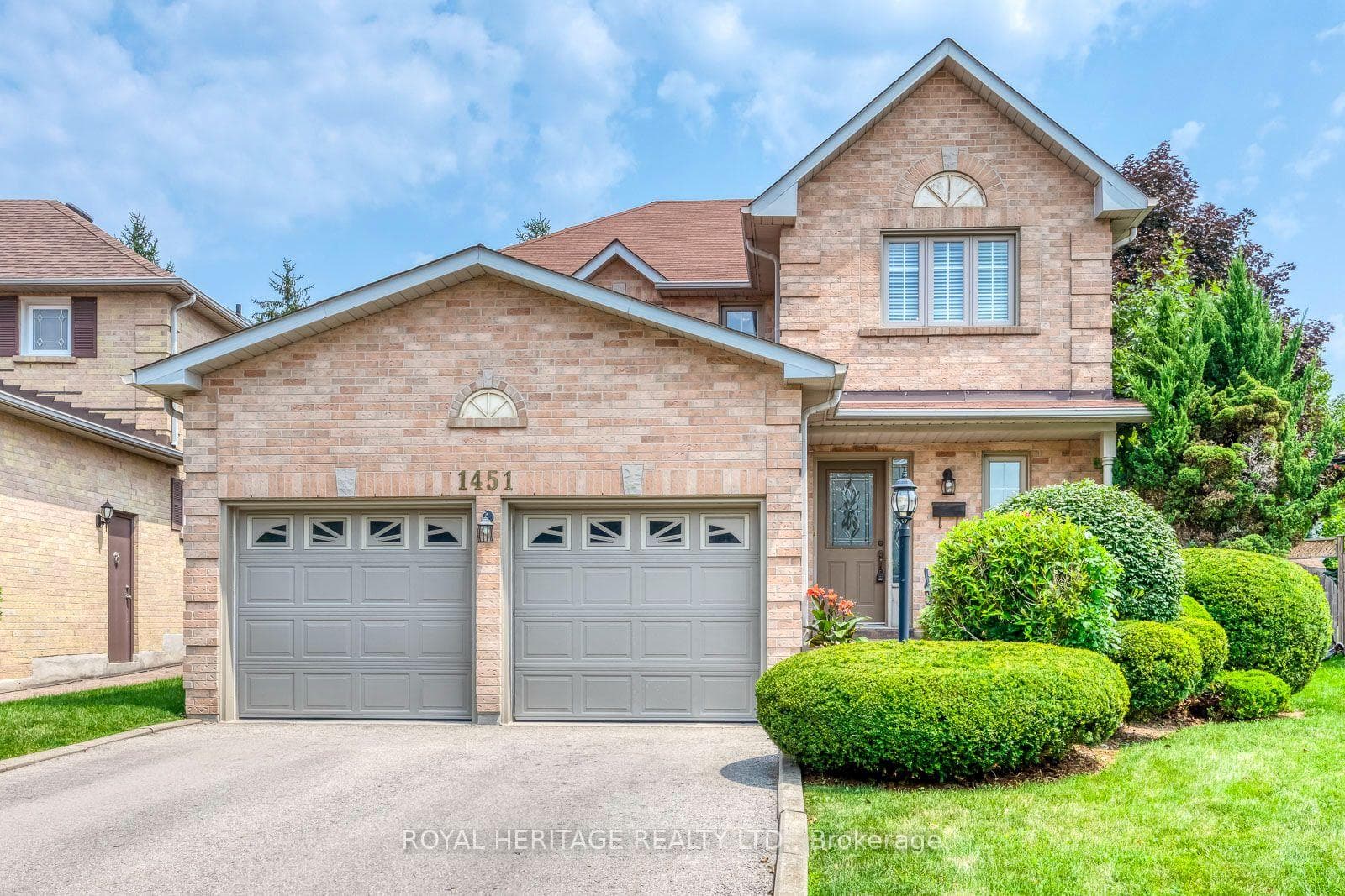 1451 Ravensmoor Crescent