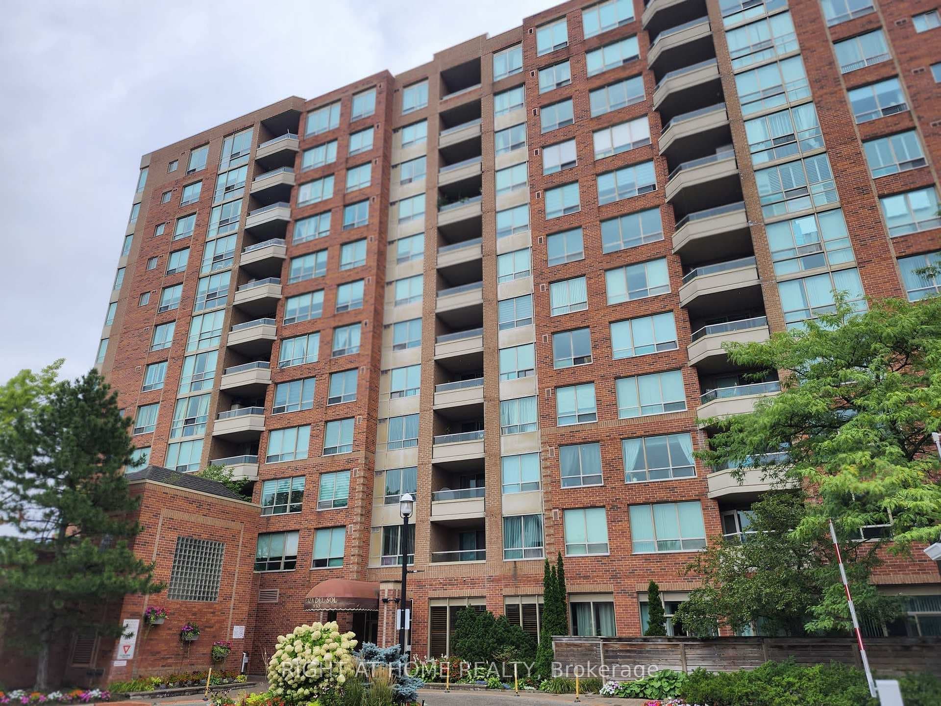 850 Steeles Avenue Unit 205