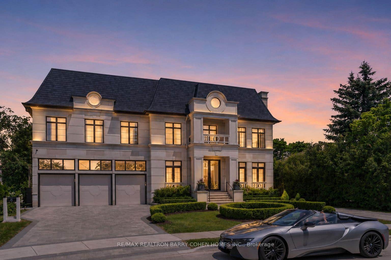 61 Orlon Crescent