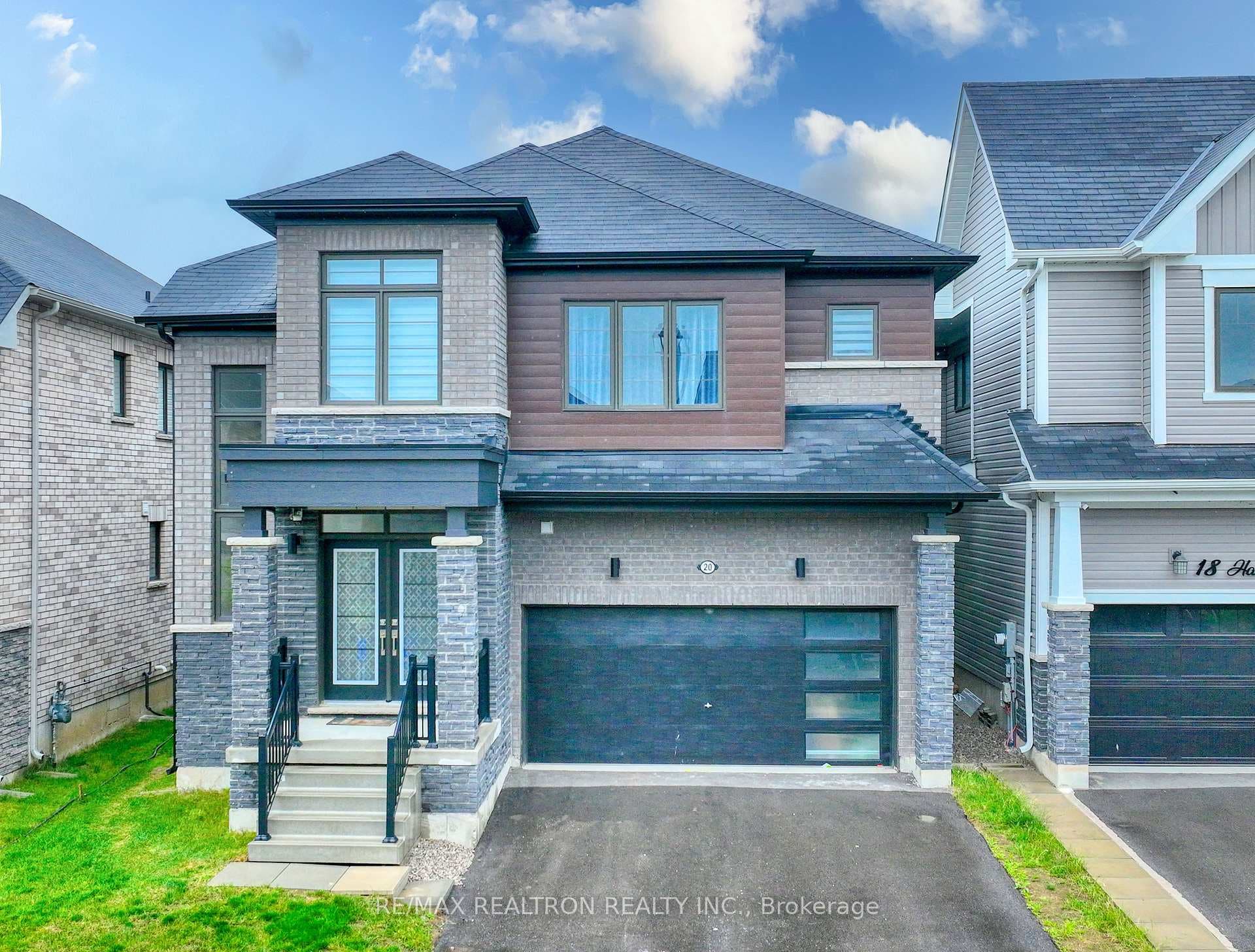 20 Hawick Crescent
