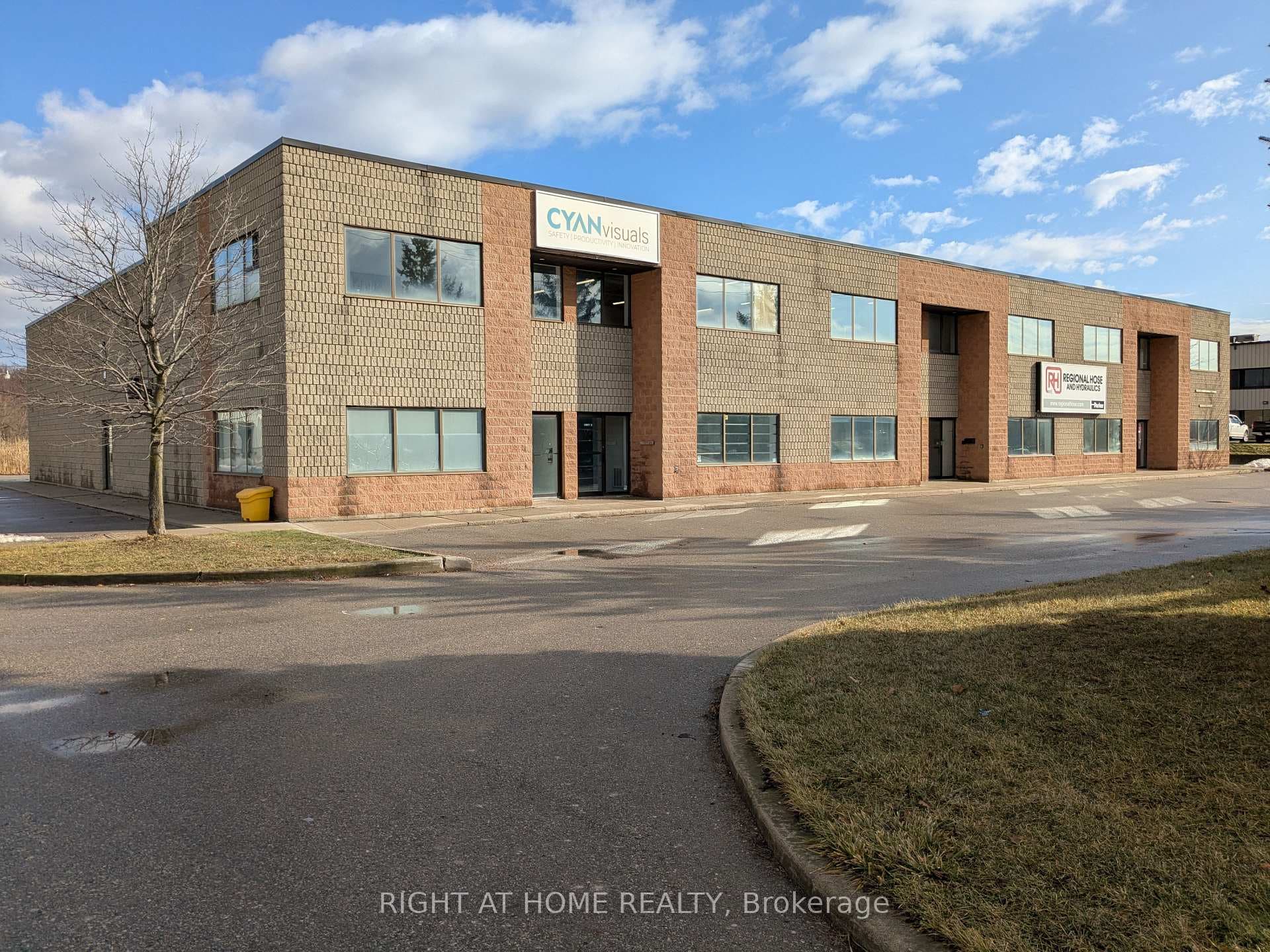 62 Plant Farm Boulevard