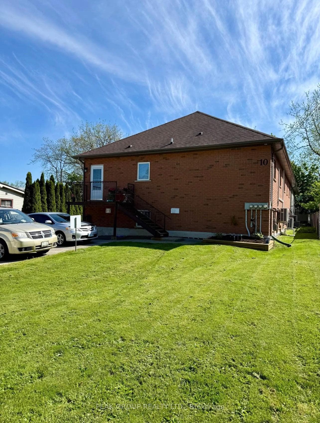 10 Carnegie Lane