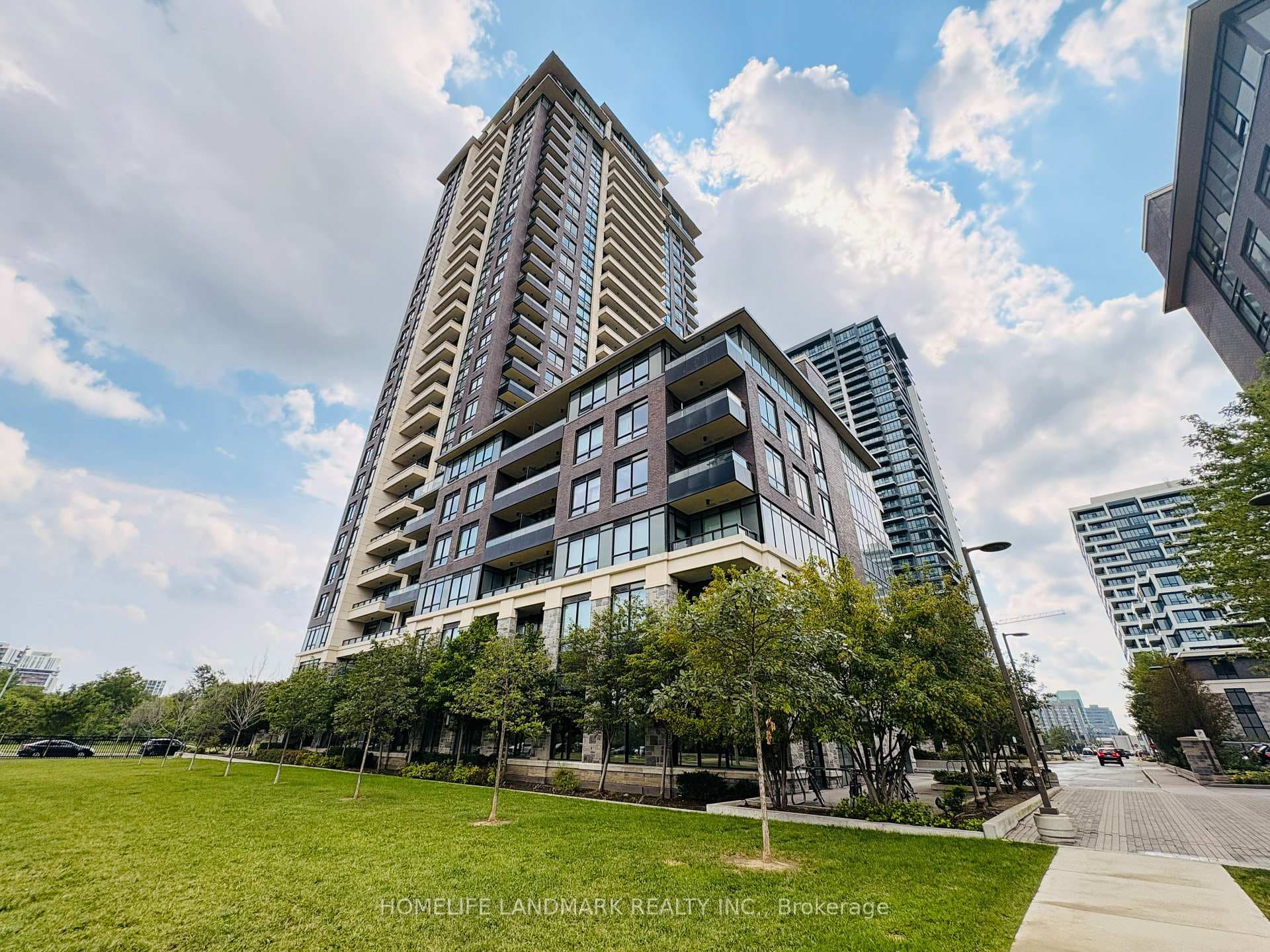 15 Water Walk Drive Unit 1102