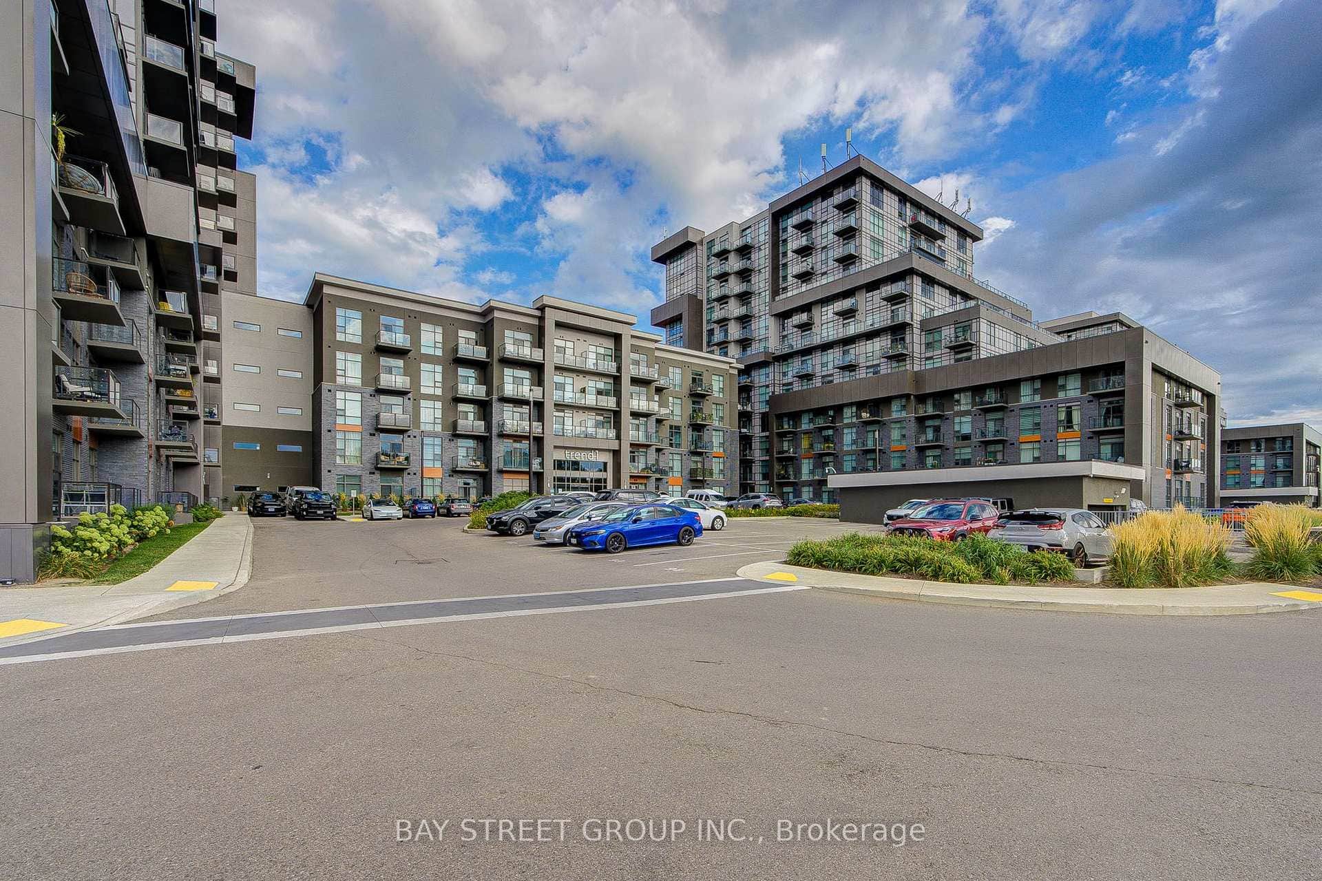 450 Dundas Street Unit 313
