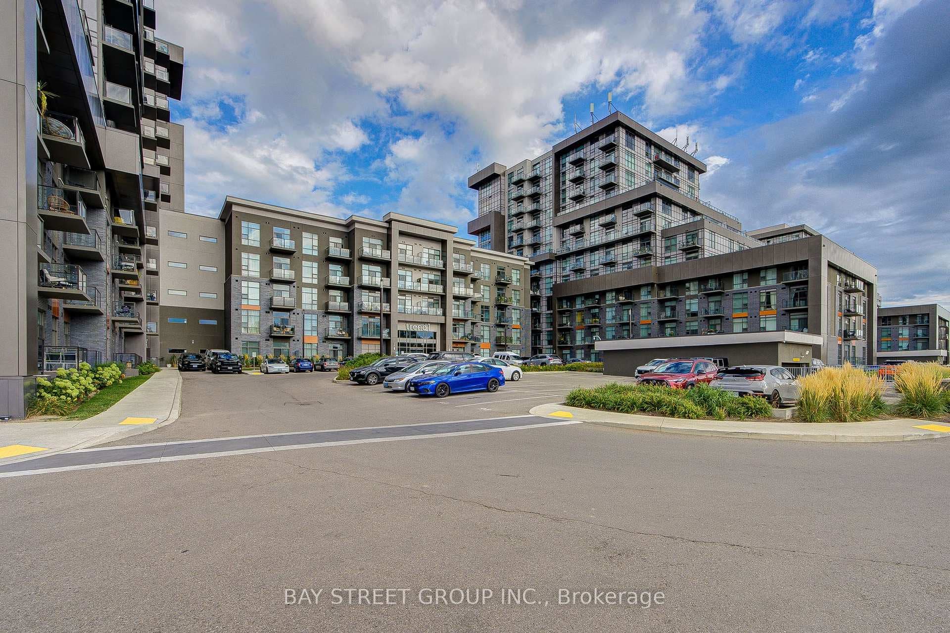450 Dundas Street Unit 313