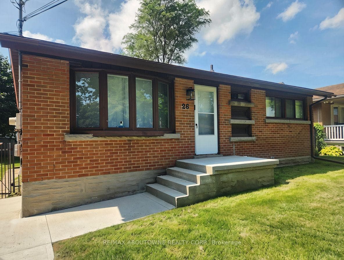 26 Grandfield Street Unit Lower