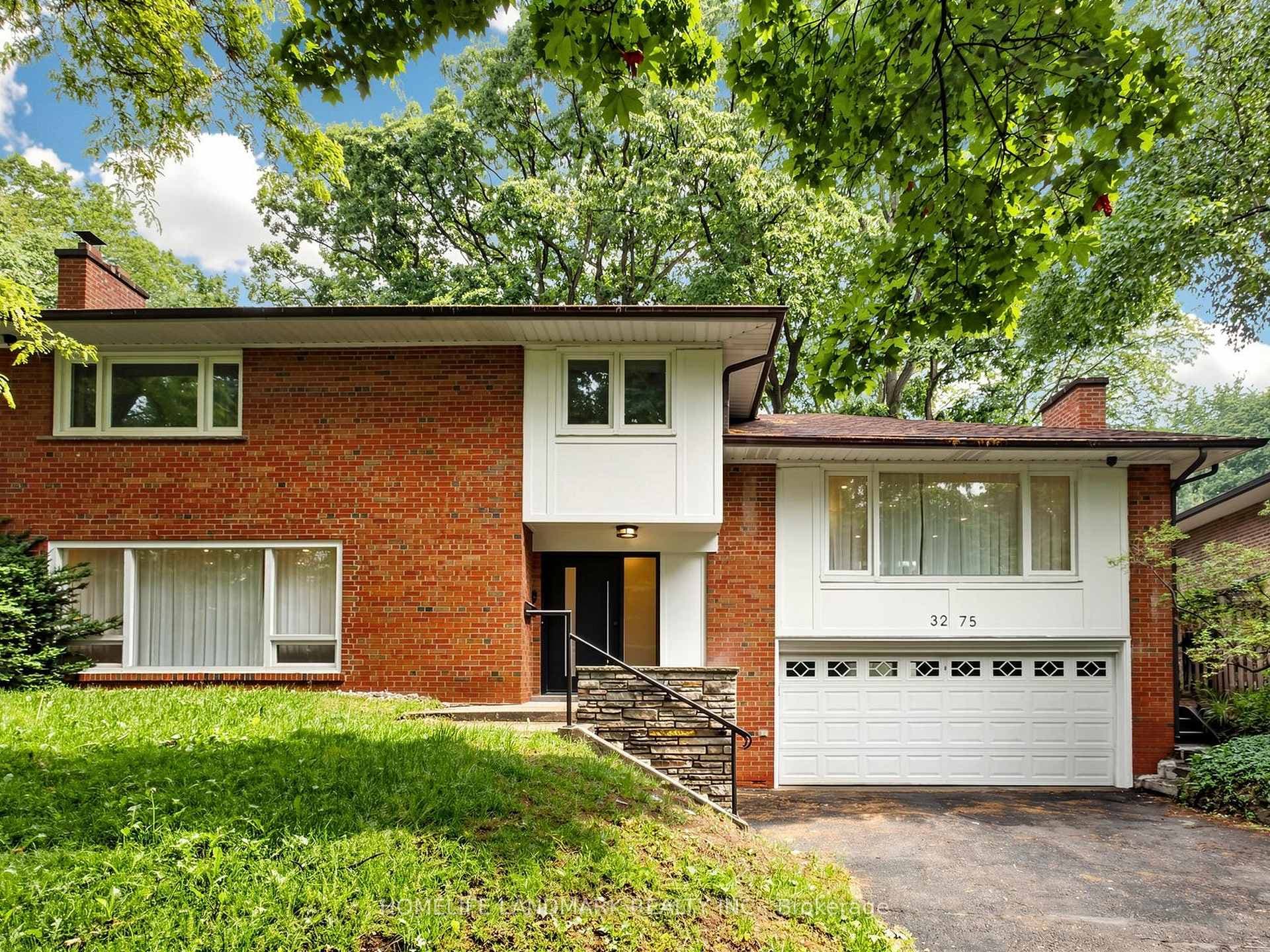 3275 Credit Heights Drive