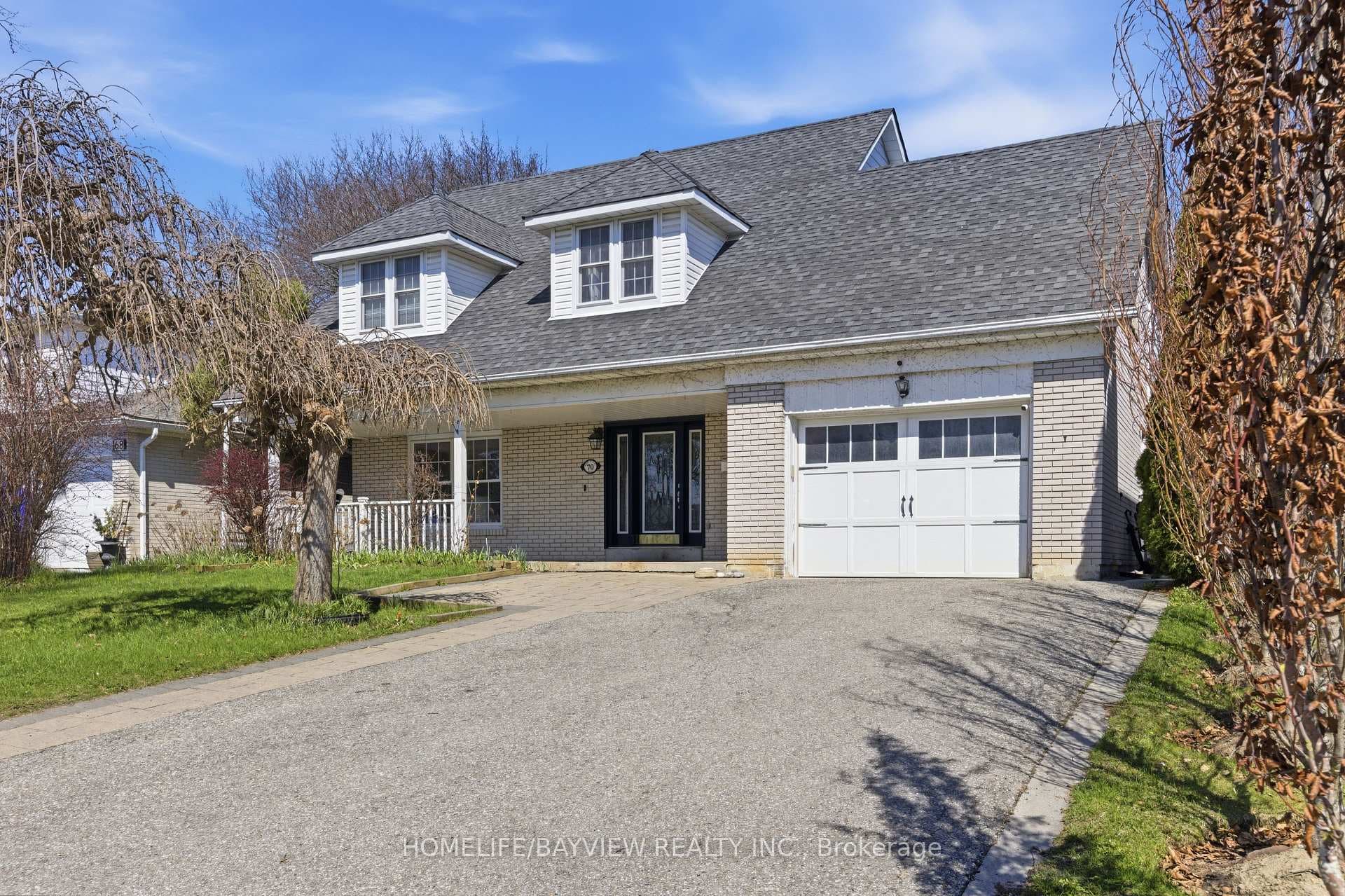 70 Royal Orchard Boulevard