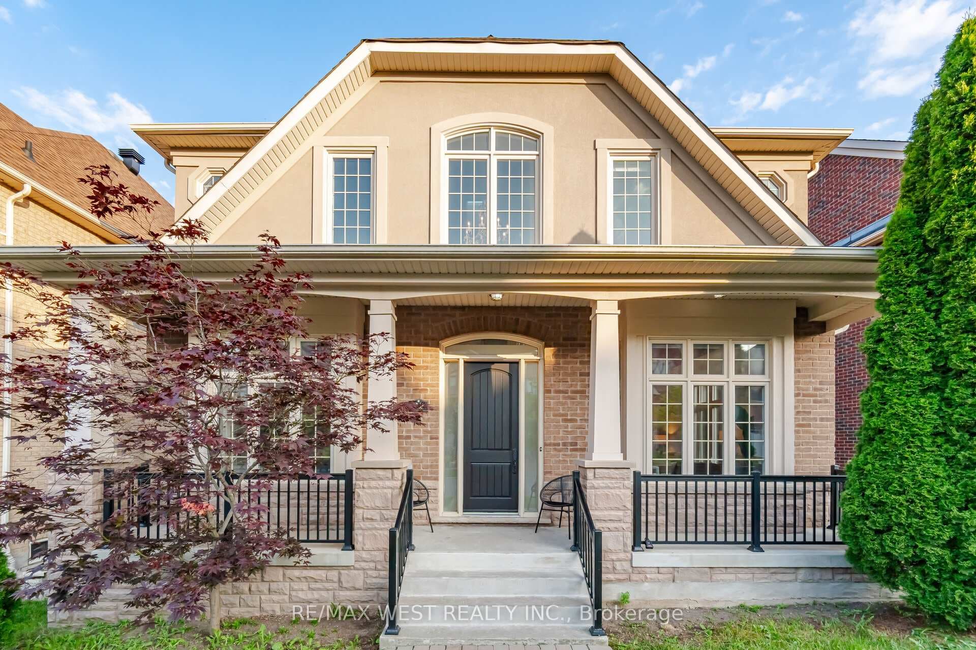 92 Glengordon Crescent