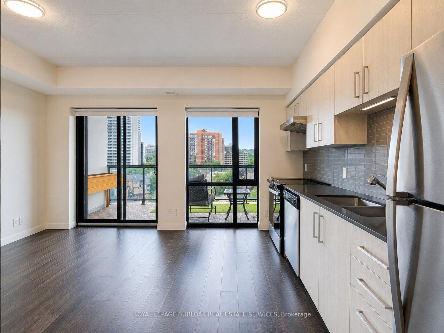 15 Queen Street Unit 701