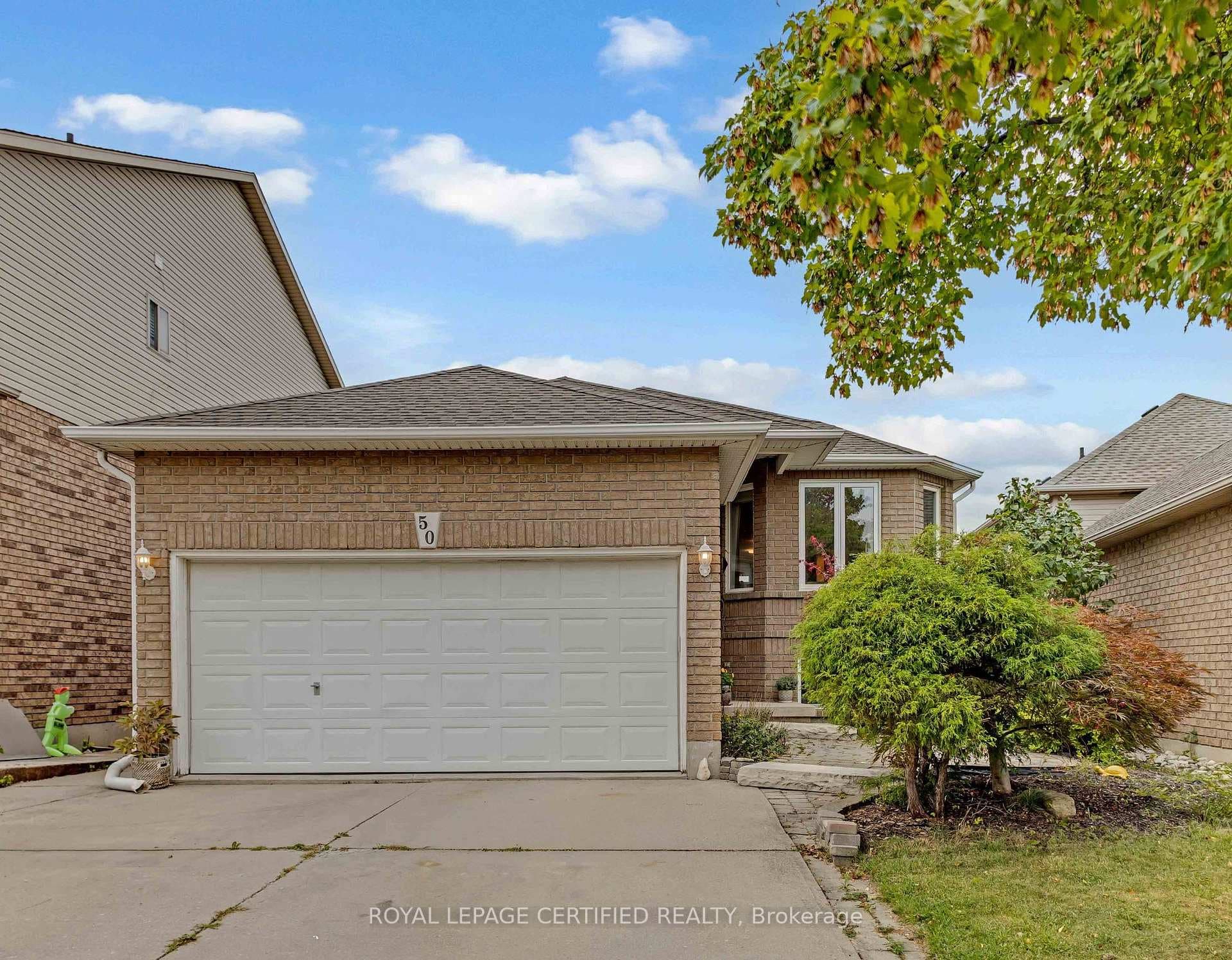 50 Briarose Place