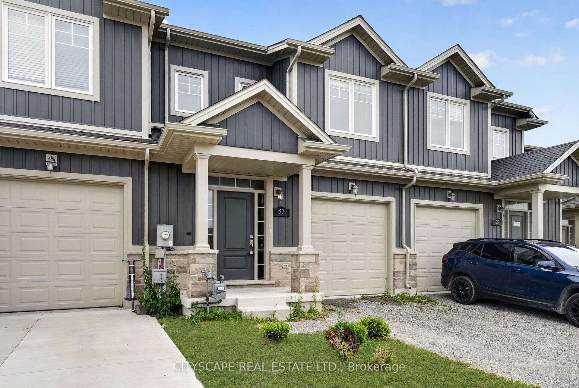 27 Lamb Crescent