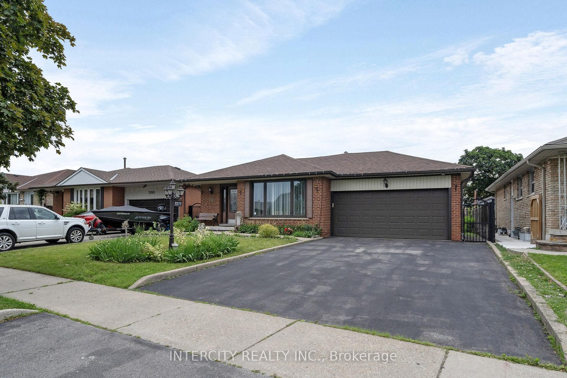 7279 Vernor Drive