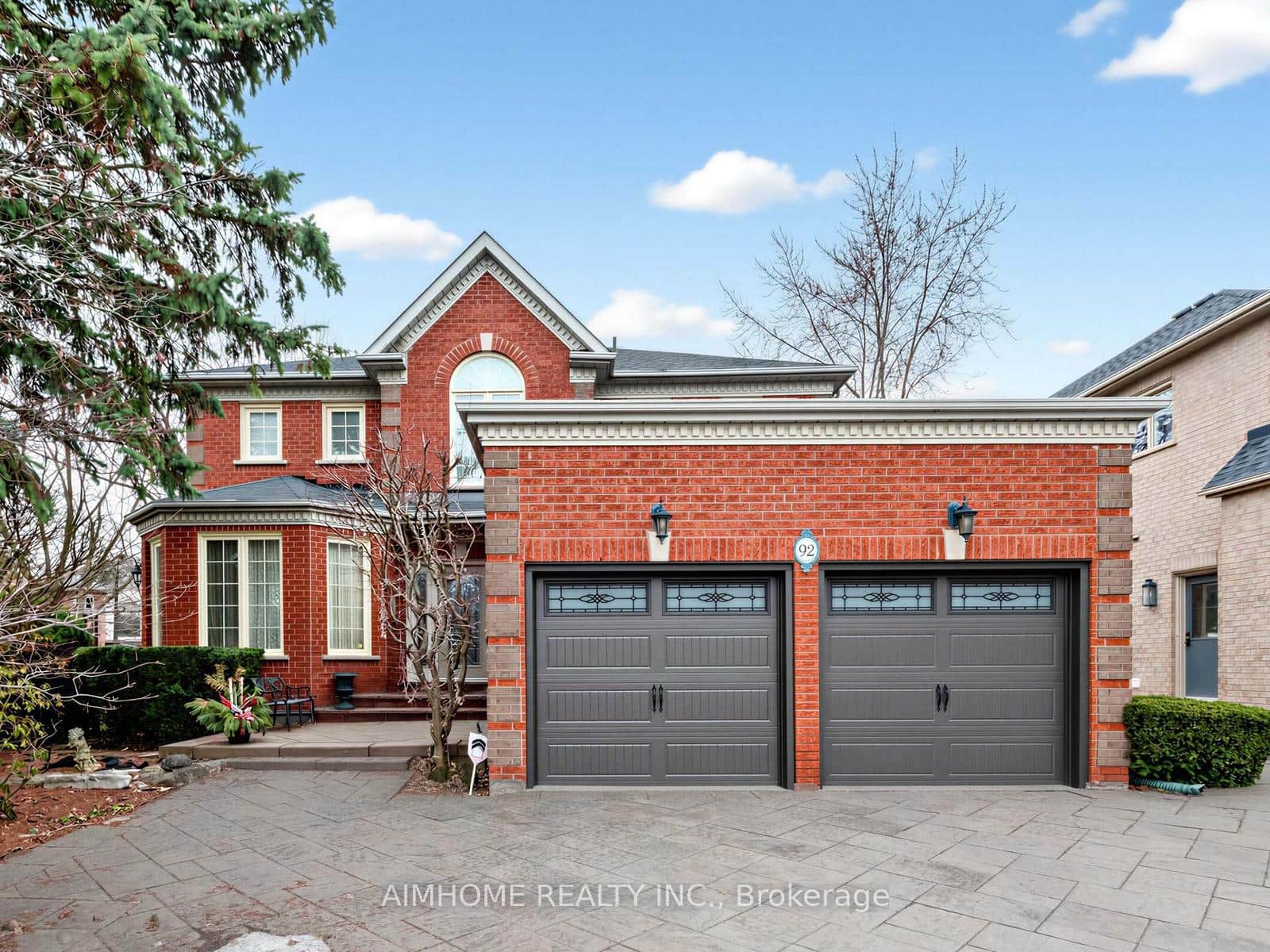 92 Braeside Square