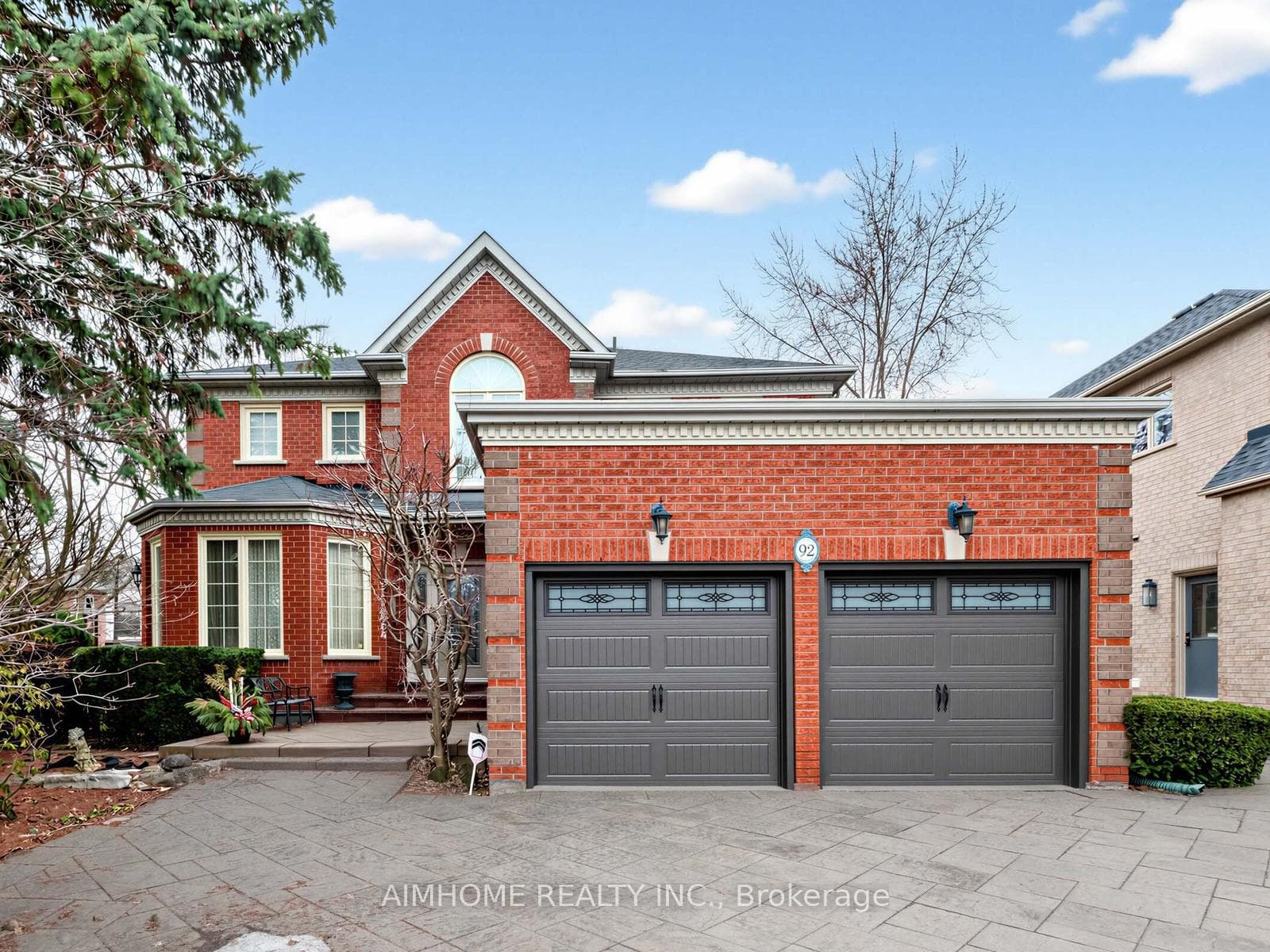 92 Braeside Square