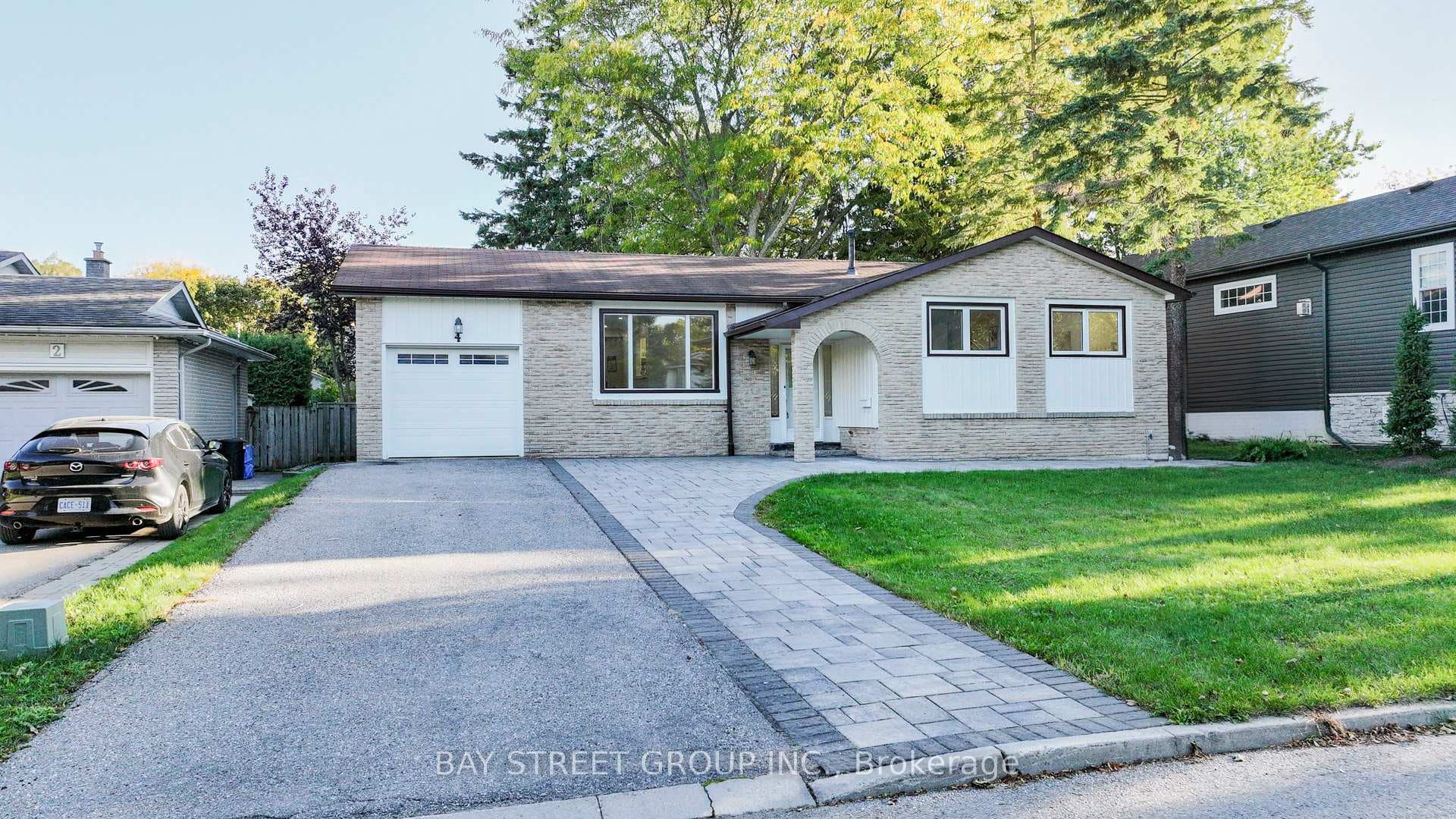 4 Sir Brandiles Place
