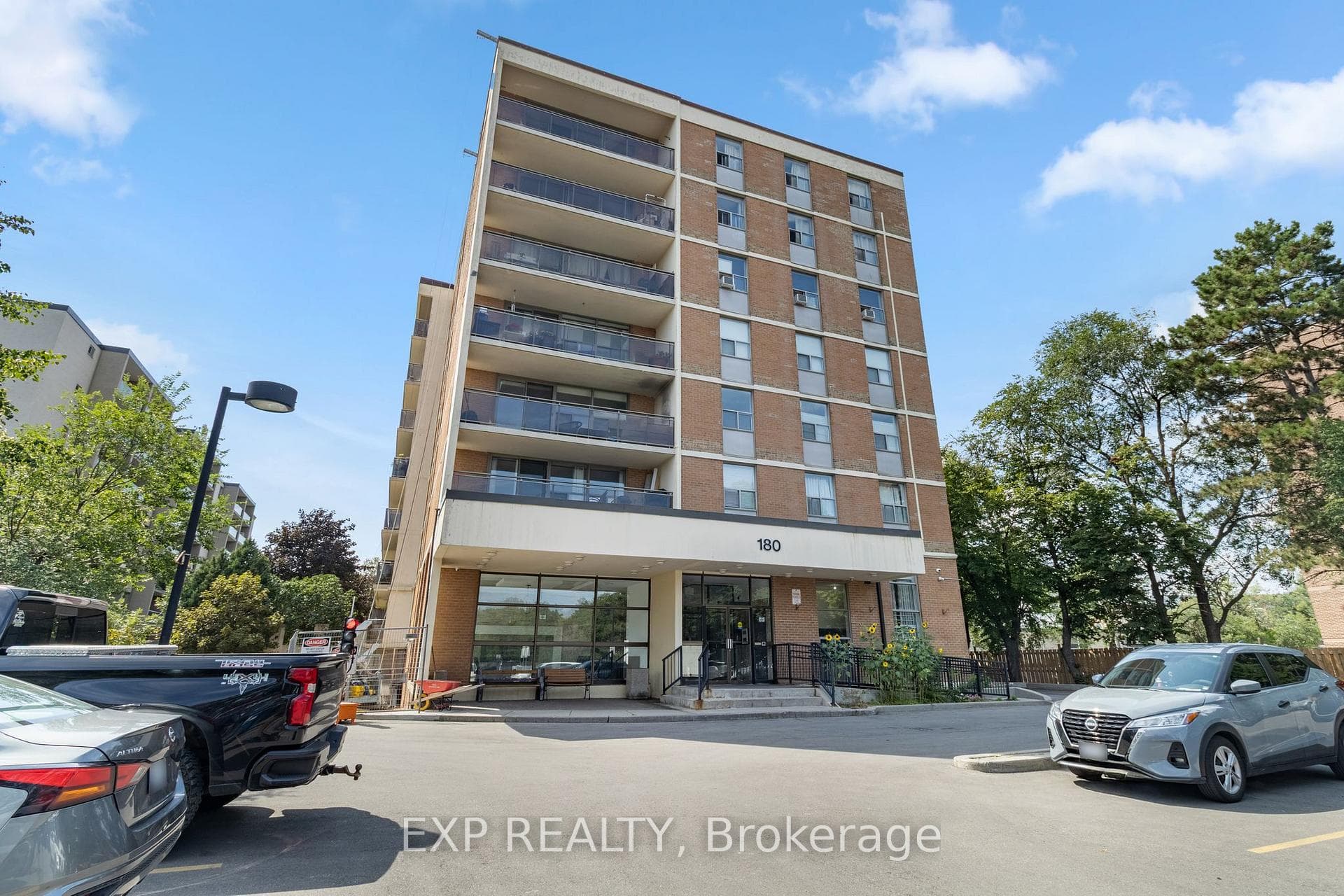 180 Dudley Avenue Unit 202