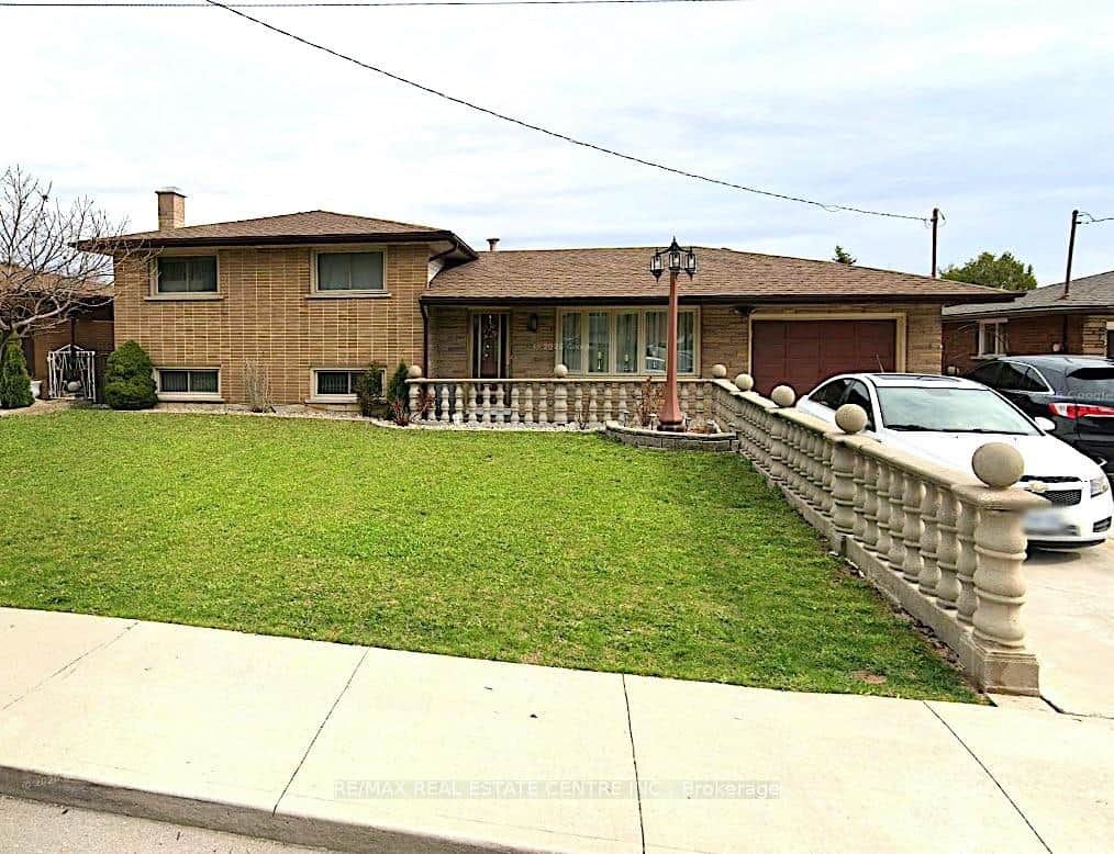 44 Aldridge Street Unit Lower Lvl