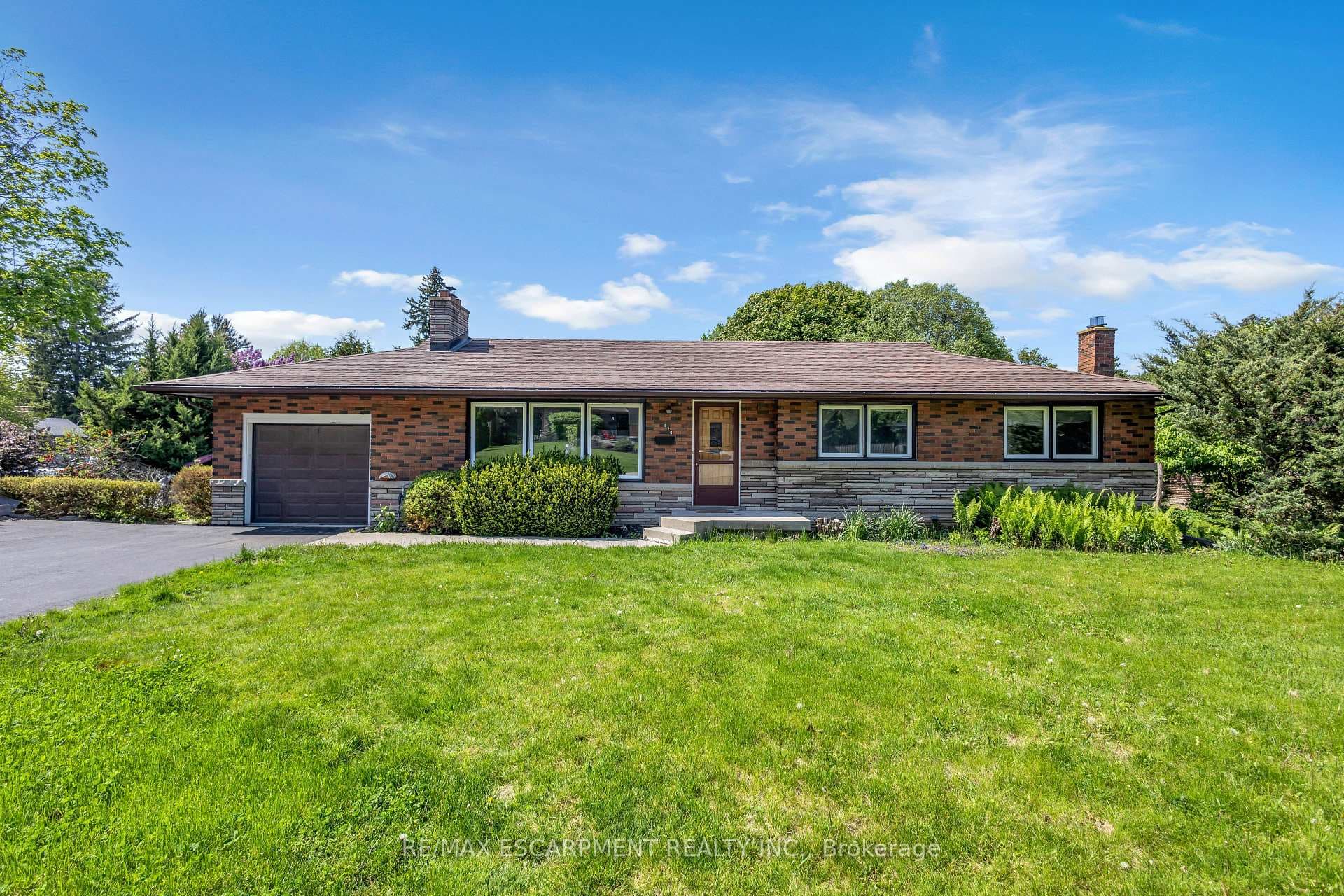 626 Iroquois Avenue