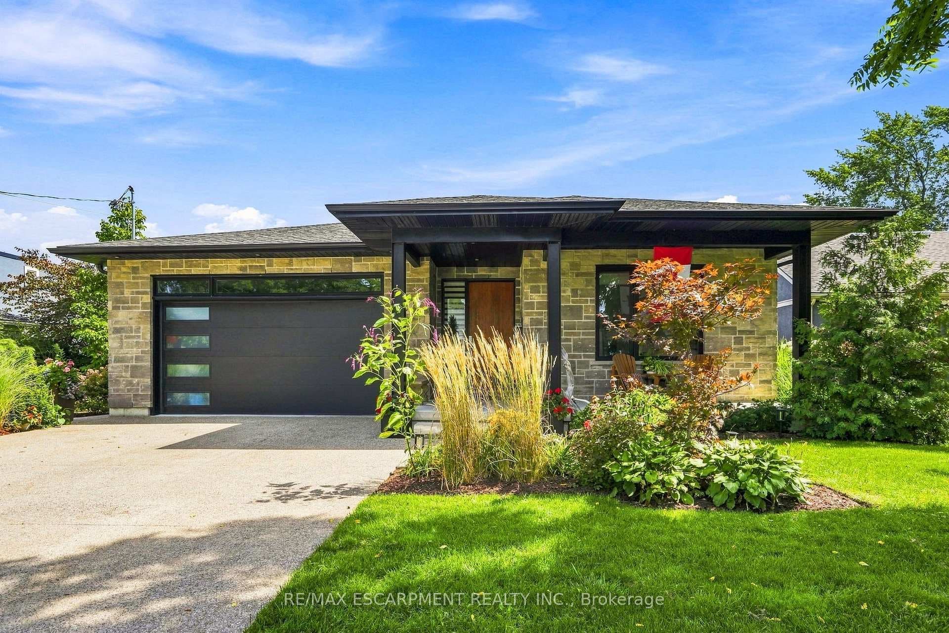42 Carlton Avenue
