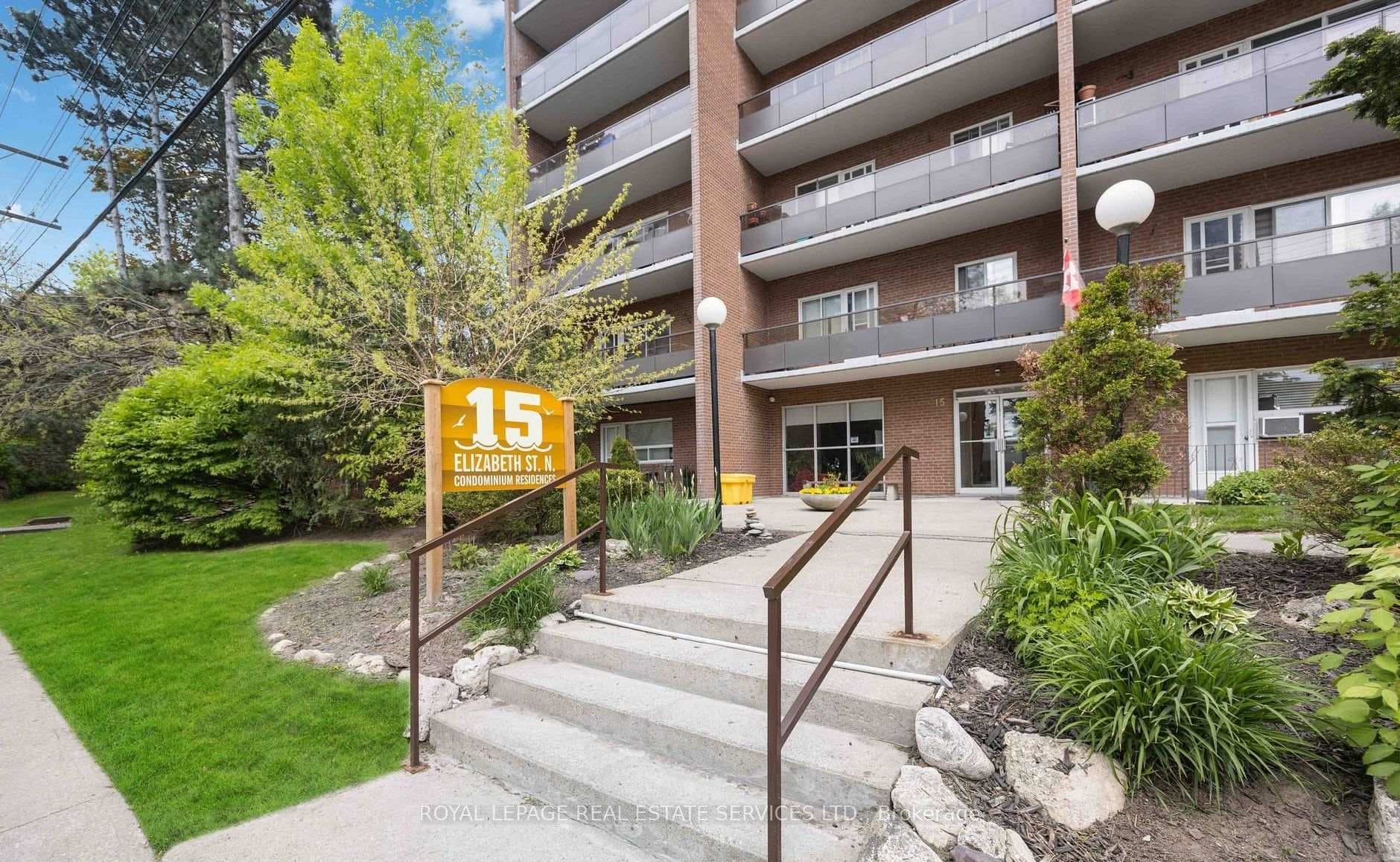 15 Elizabeth Street Unit 203