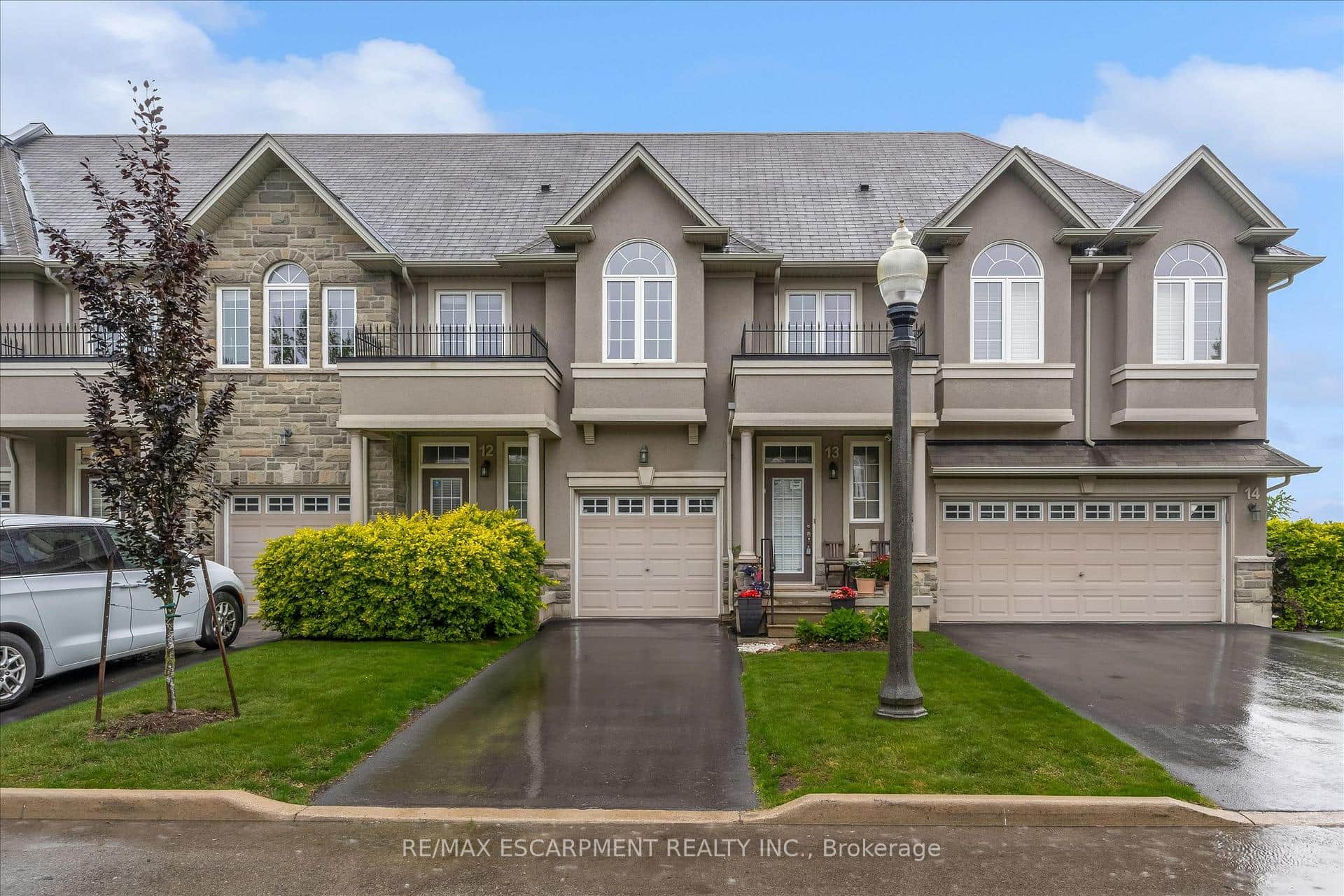 370 Stonehenge Drive Unit 13