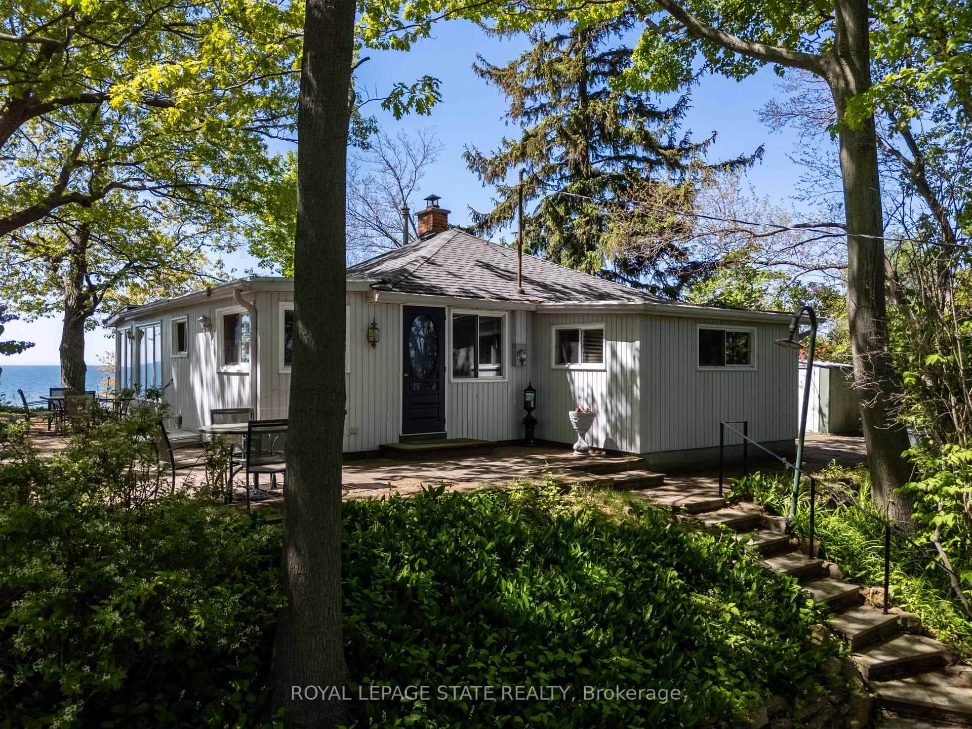 689 Sandy Bay Road