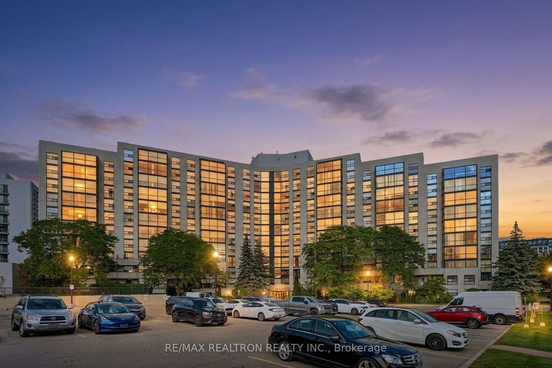 30 Harding Boulevard Unit 1111