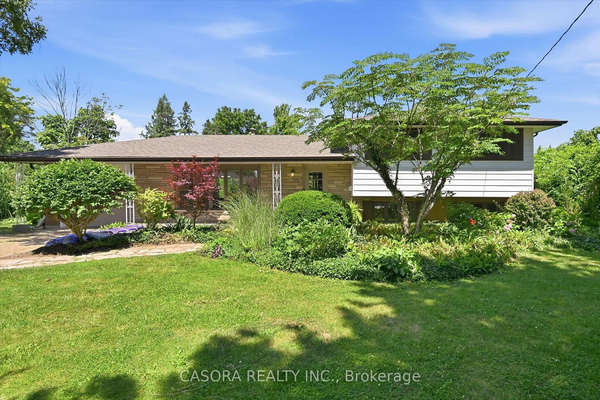 34 Christopher Drive