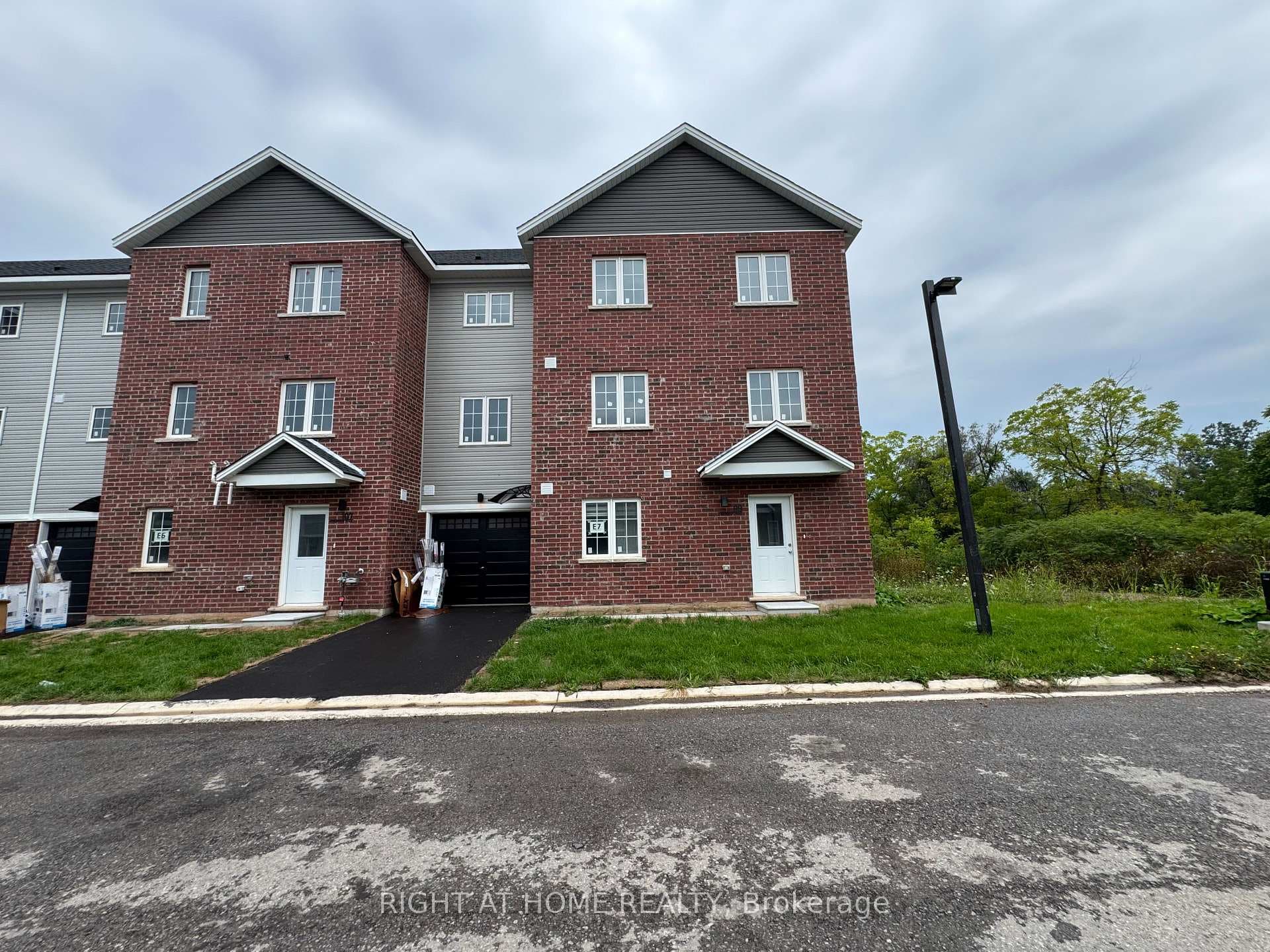 99 Highriver Trail Unit (MAIN)