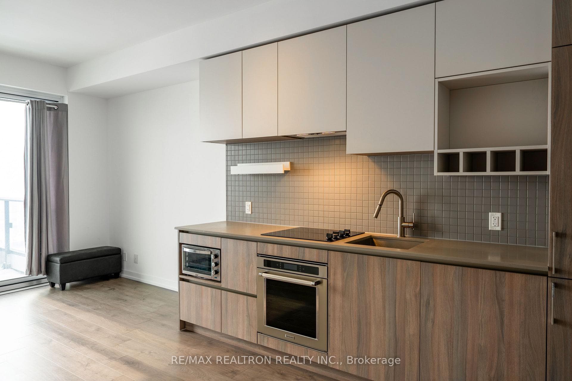 950 Portage Parkway Unit 5208