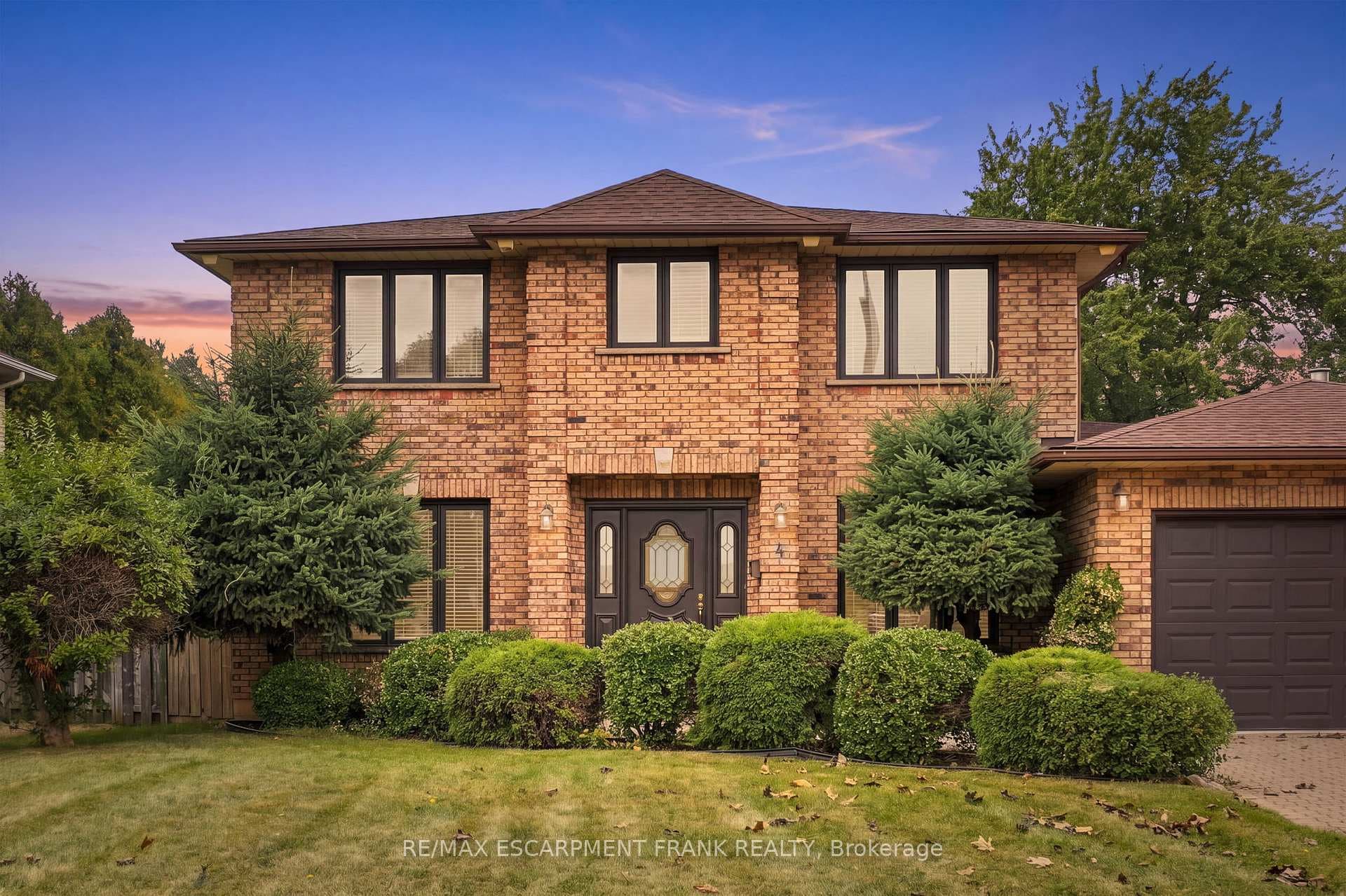 4 Nellida Crescent