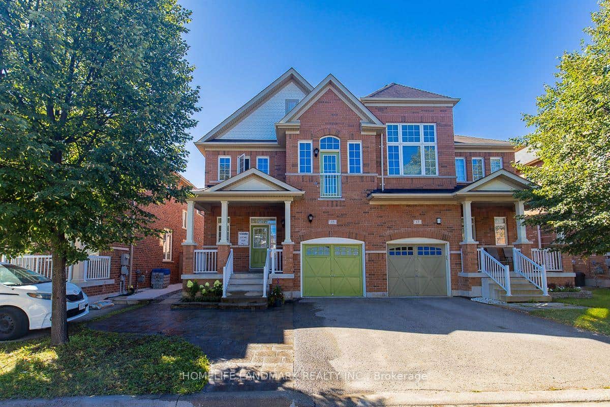 15 Chokecherry Crescent