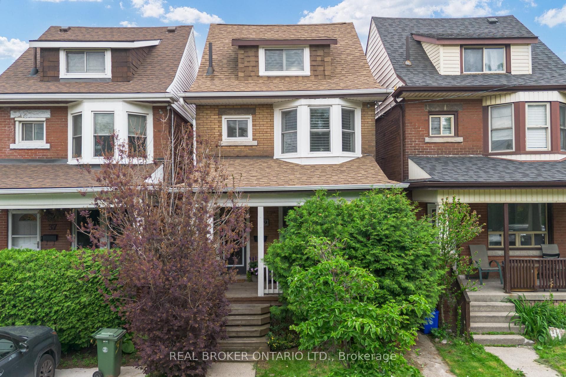39 East Bend Avenue